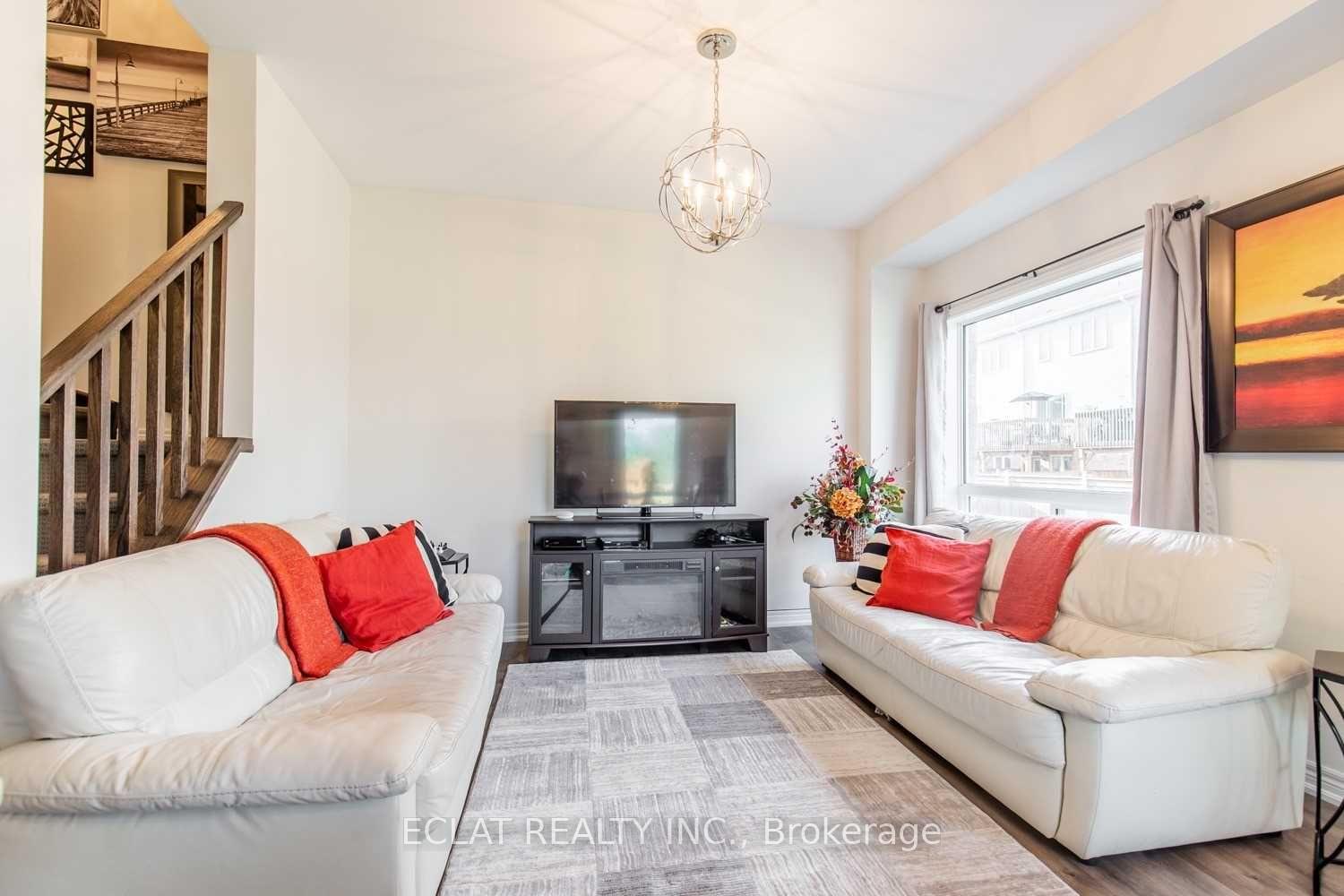 Photo 8 of 82 Bradbury Road, Hamilton, Stoney Creek — HOMEH