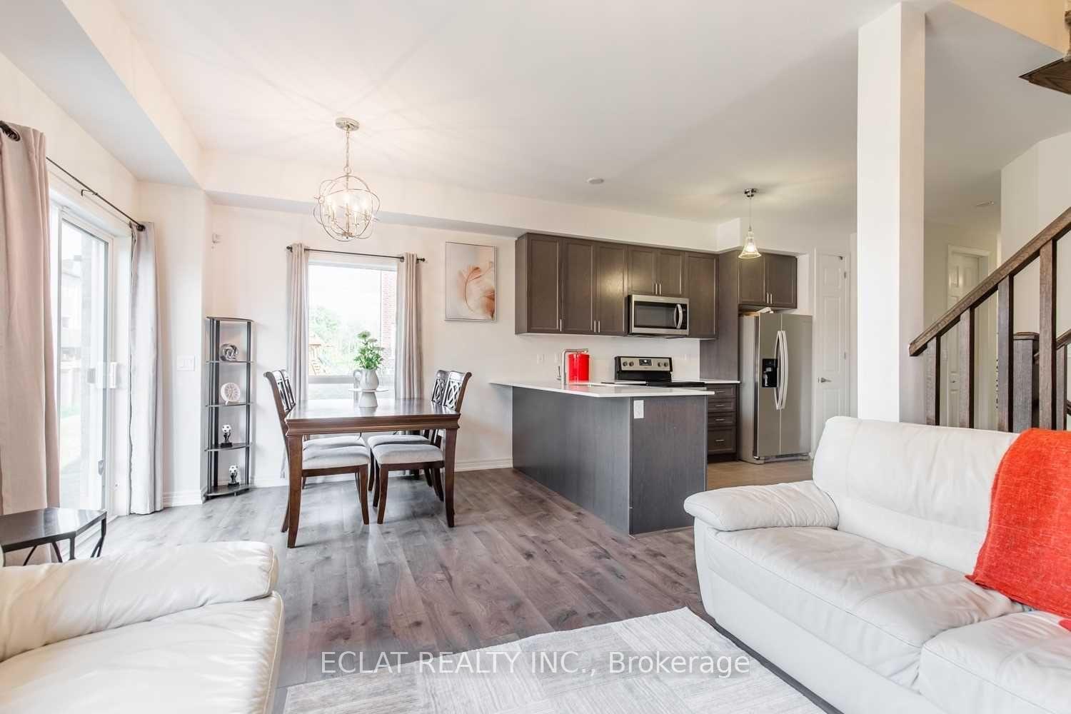 Photo 10 of 82 Bradbury Road, Hamilton, Stoney Creek — HOMEH