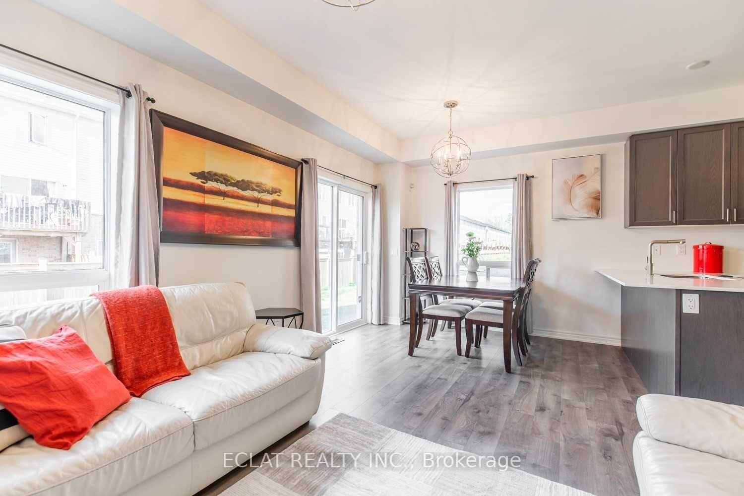 Photo 12 of 82 Bradbury Road, Hamilton, Stoney Creek — HOMEH
