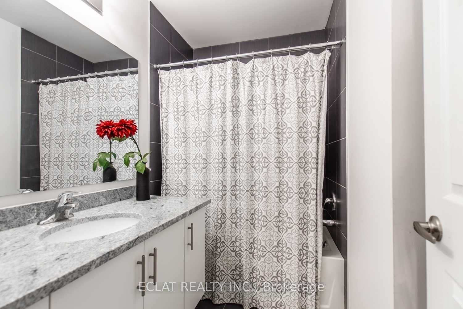 Photo 16 of 82 Bradbury Road, Hamilton, Stoney Creek — HOMEH