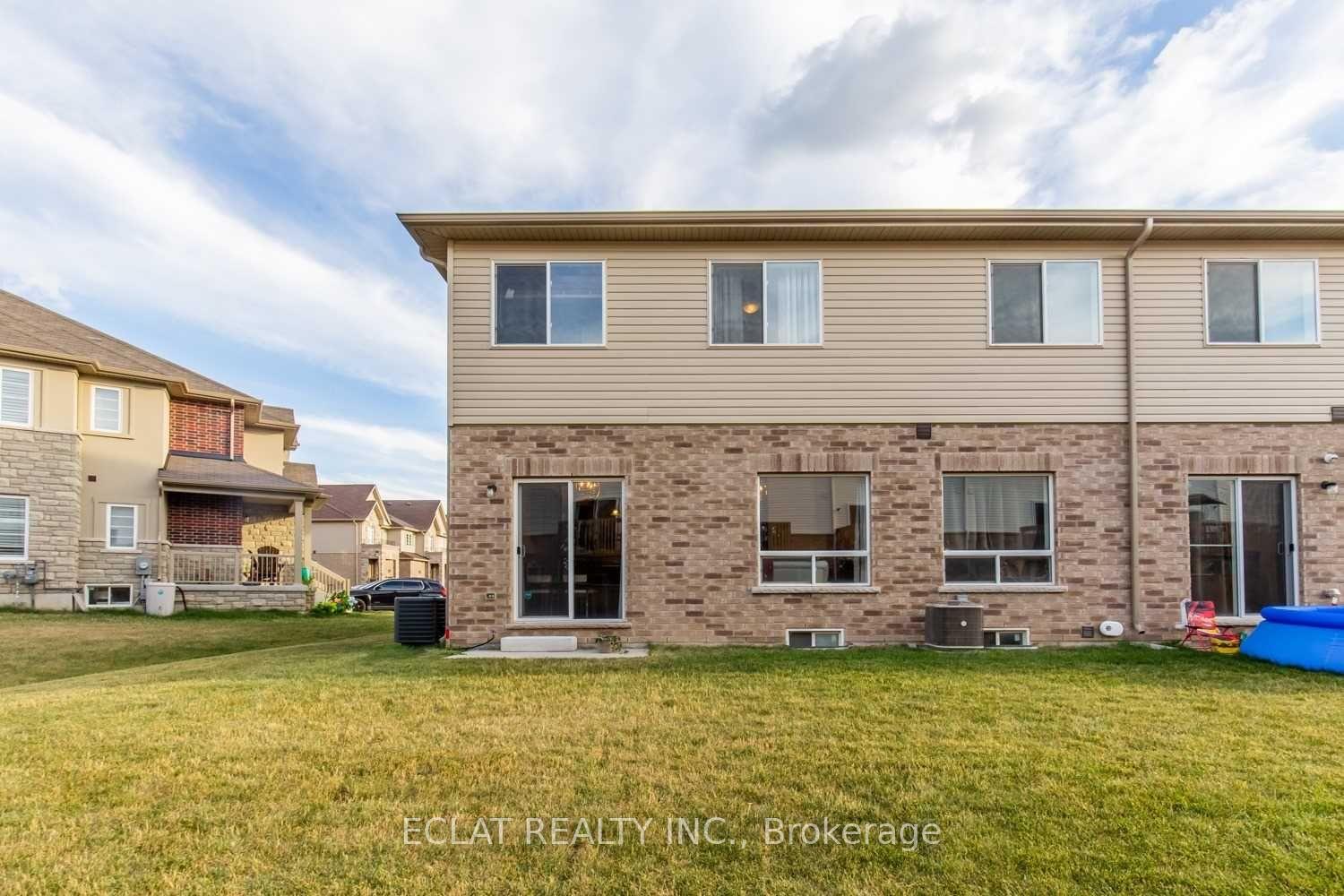 Photo 21 of 82 Bradbury Road, Hamilton, Stoney Creek — HOMEH