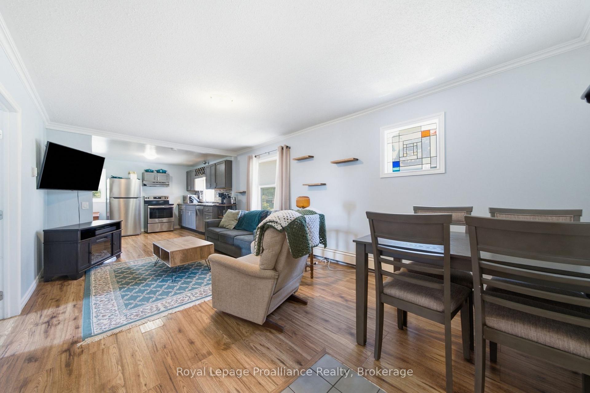 Photo 13 of 22 Flindall Street, Quinte West, Trenton Ward — HOMEH
