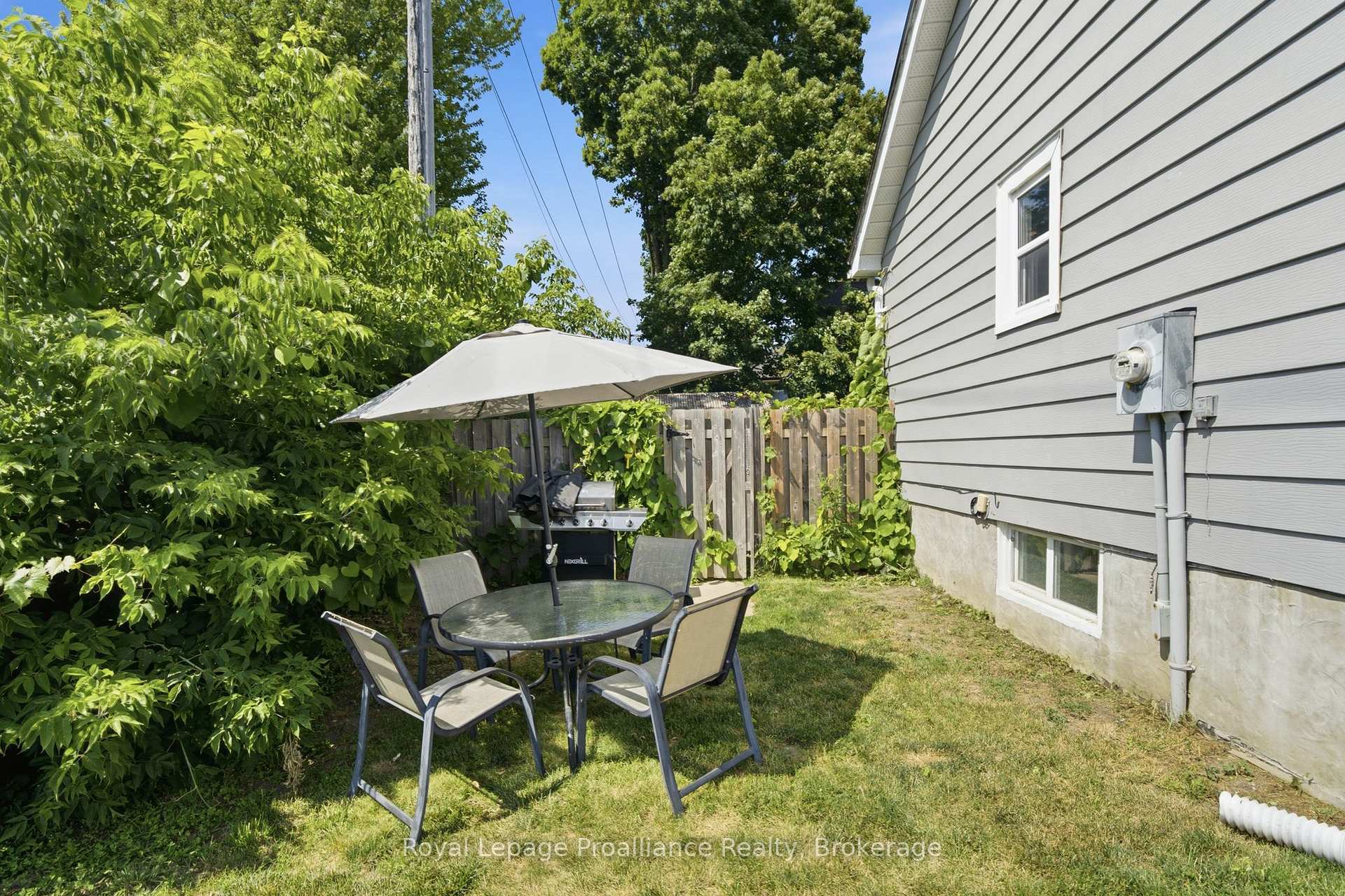 Photo 44 of 22 Flindall Street, Quinte West, Trenton Ward — HOMEH