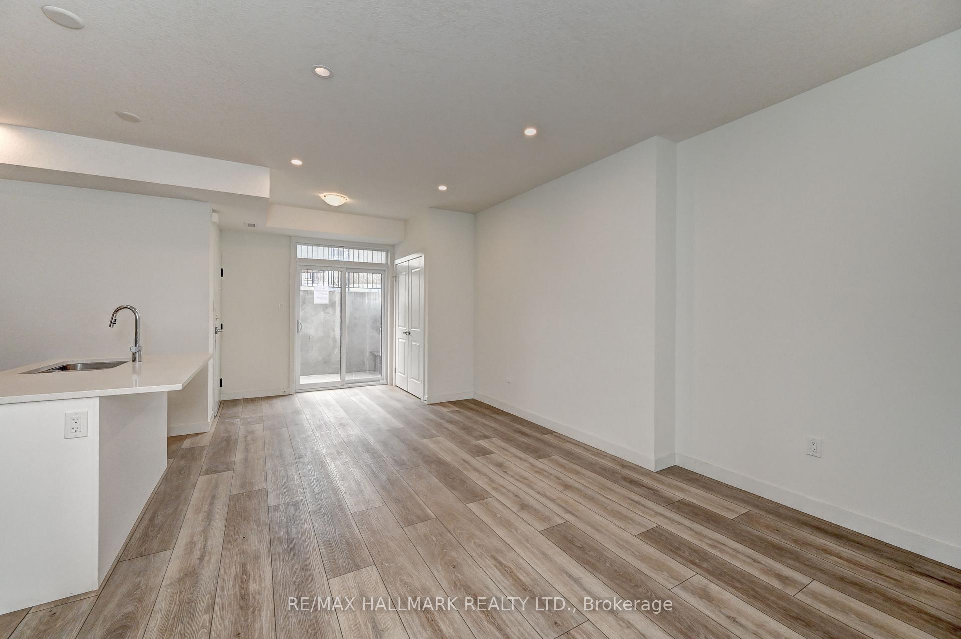 Photo 12 of Unit 1, 405 Myers Road, Cambridge, Little's Corners — HOMEH