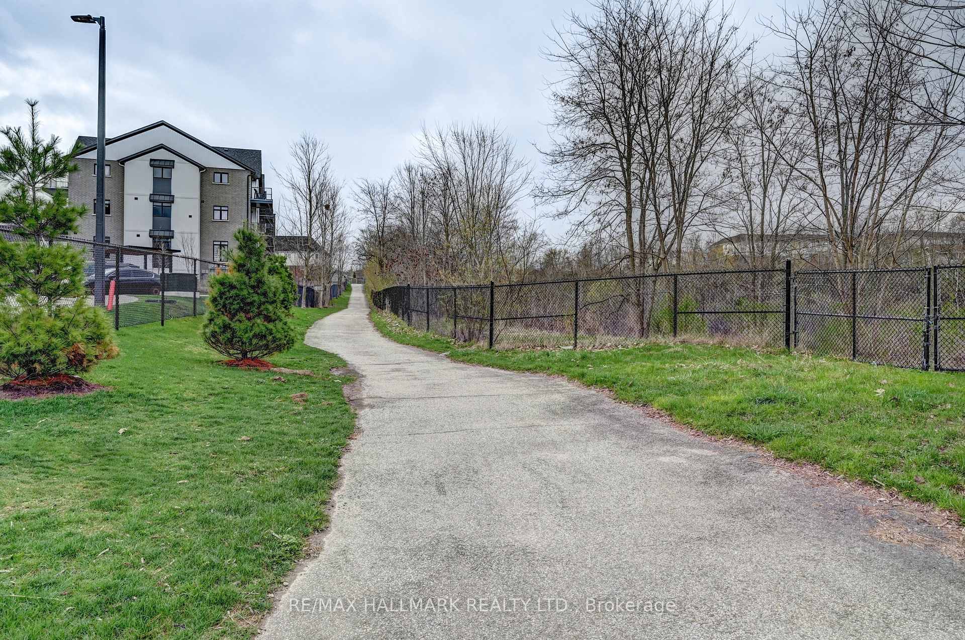 Photo 42 of Unit 1, 405 Myers Road, Cambridge, Little's Corners — HOMEH