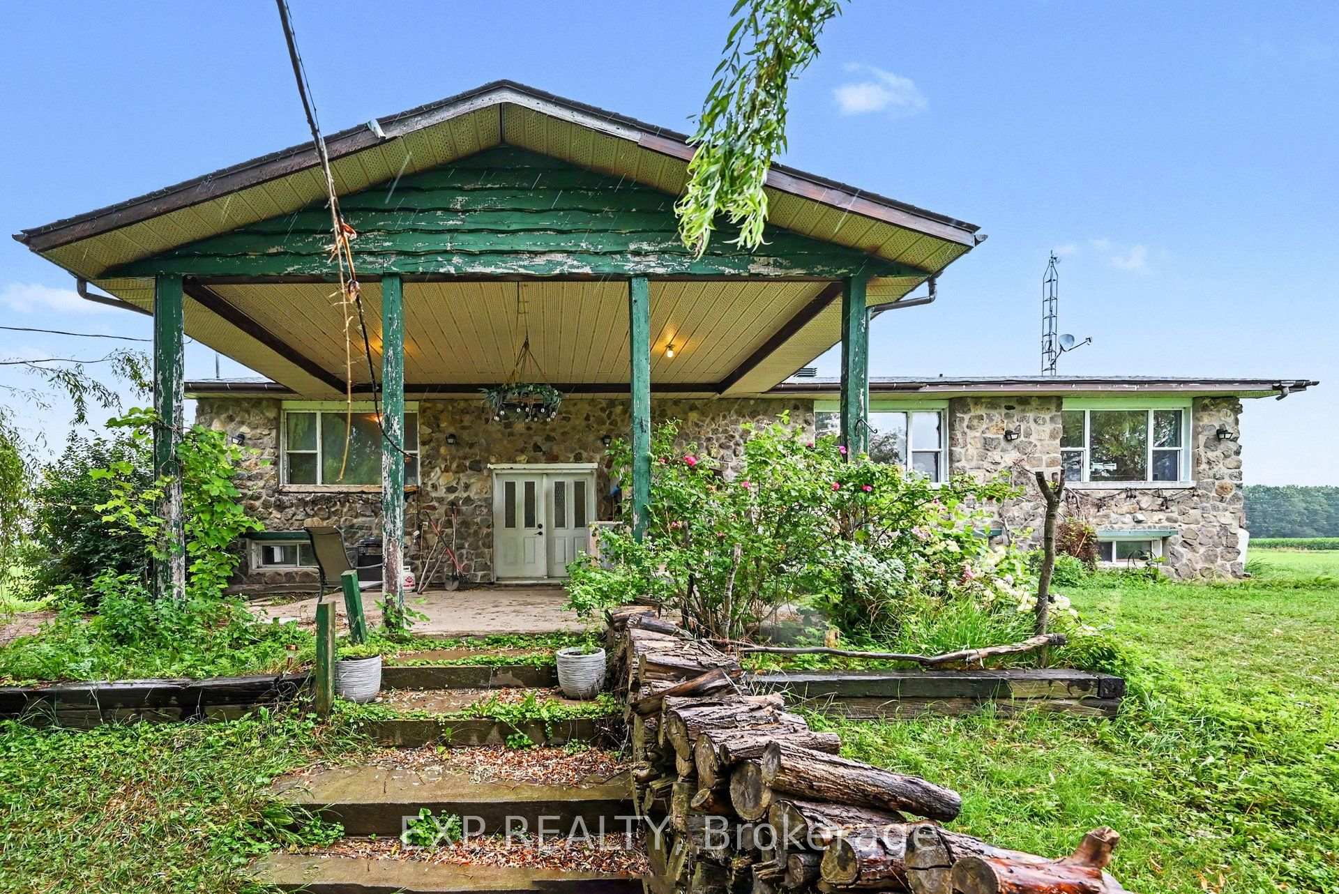 Photo 1 of 5233 3rd Line Road, South Glengarry, South Glengarry (Lancaster) Twp — HOMEH