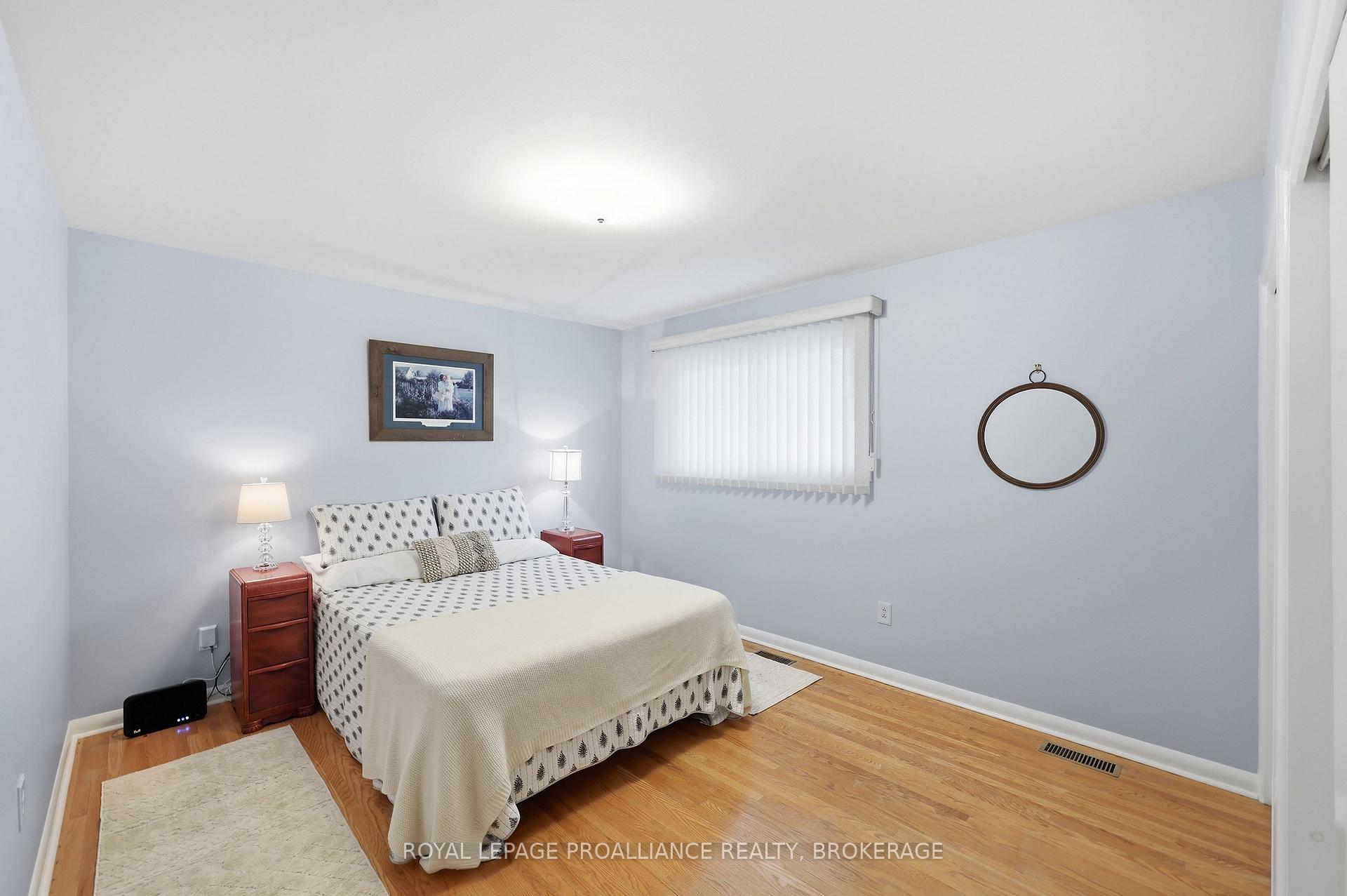 Photo 19 of 18 Casterton Avenue, Kingston, Central City West — HOMEH