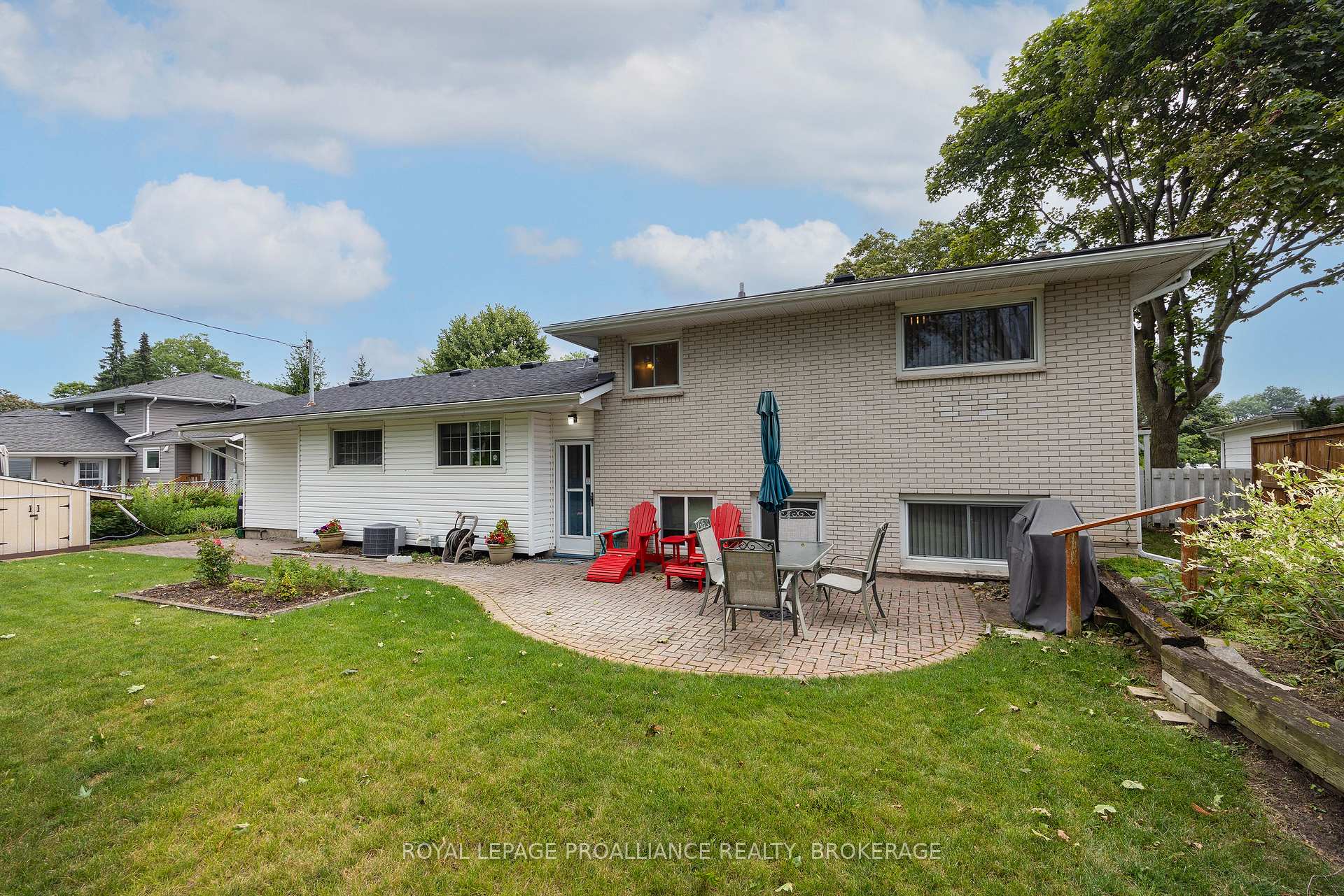 Photo 33 of 18 Casterton Avenue, Kingston, Central City West — HOMEH
