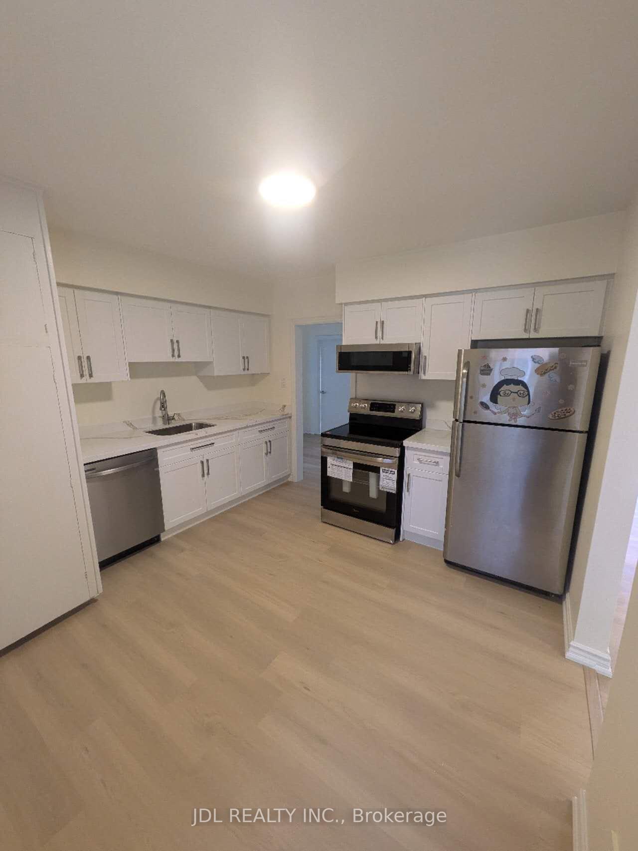 Photo 4 of 7900 Yonge Street, Innisfil, Stroud — HOMEH