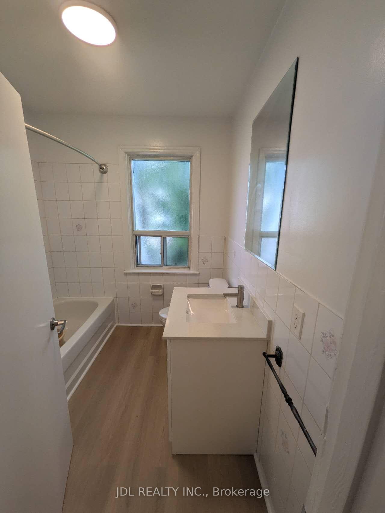 Photo 9 of 7900 Yonge Street, Innisfil, Stroud — HOMEH