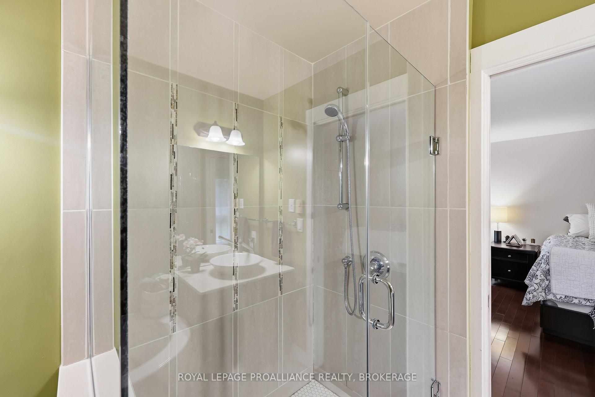 Photo 20 of 124 Park Street, Greater Napanee, Greater Napanee — HOMEH