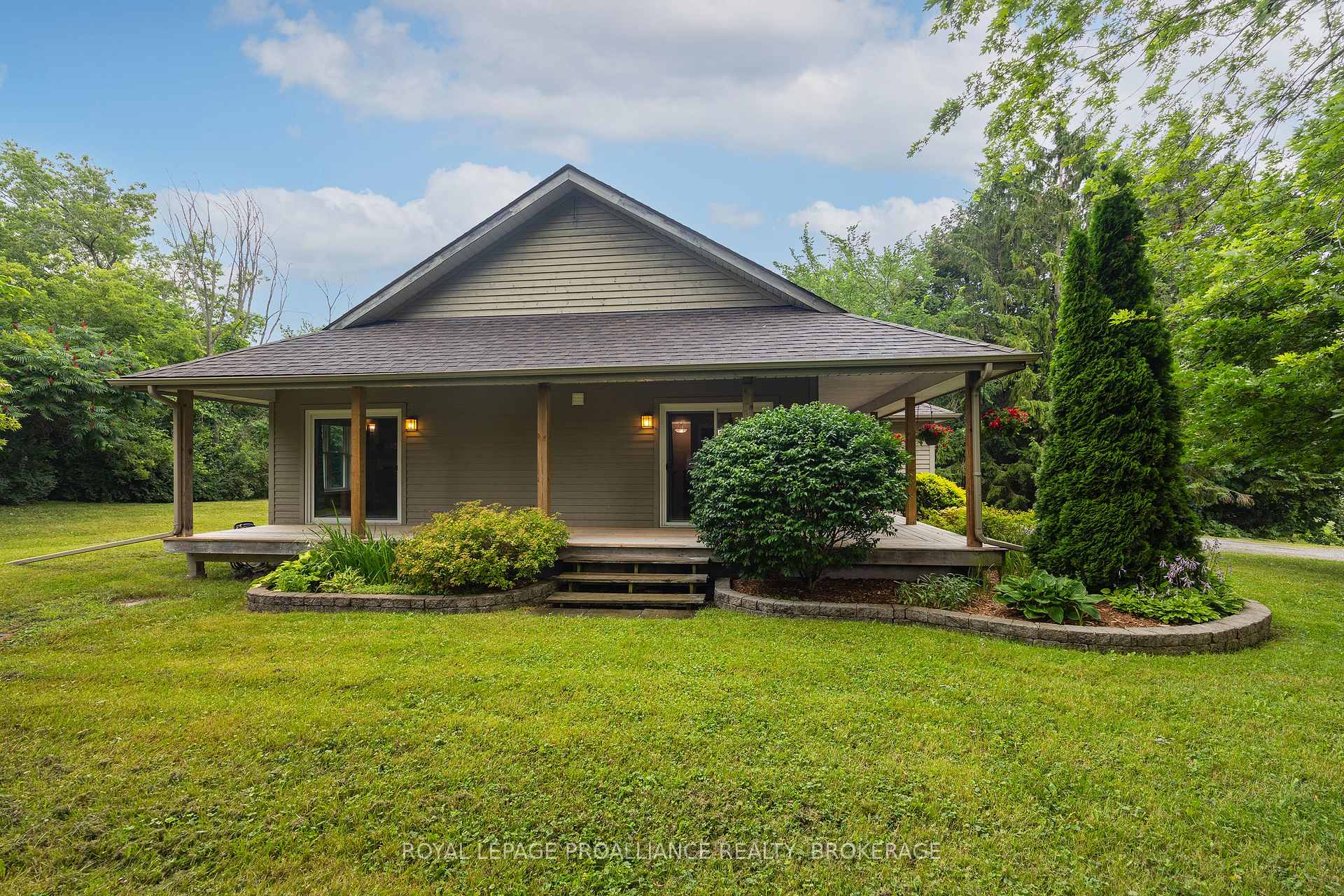 Photo 34 of 124 Park Street, Greater Napanee, Greater Napanee — HOMEH