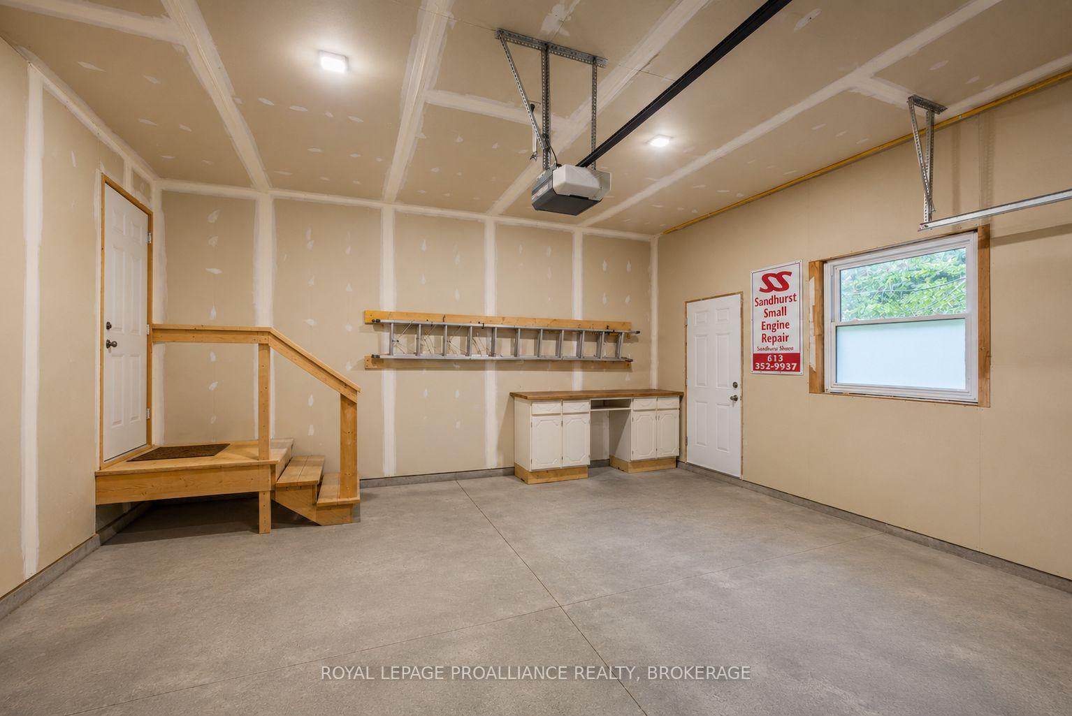 Photo 43 of 124 Park Street, Greater Napanee, Greater Napanee — HOMEH