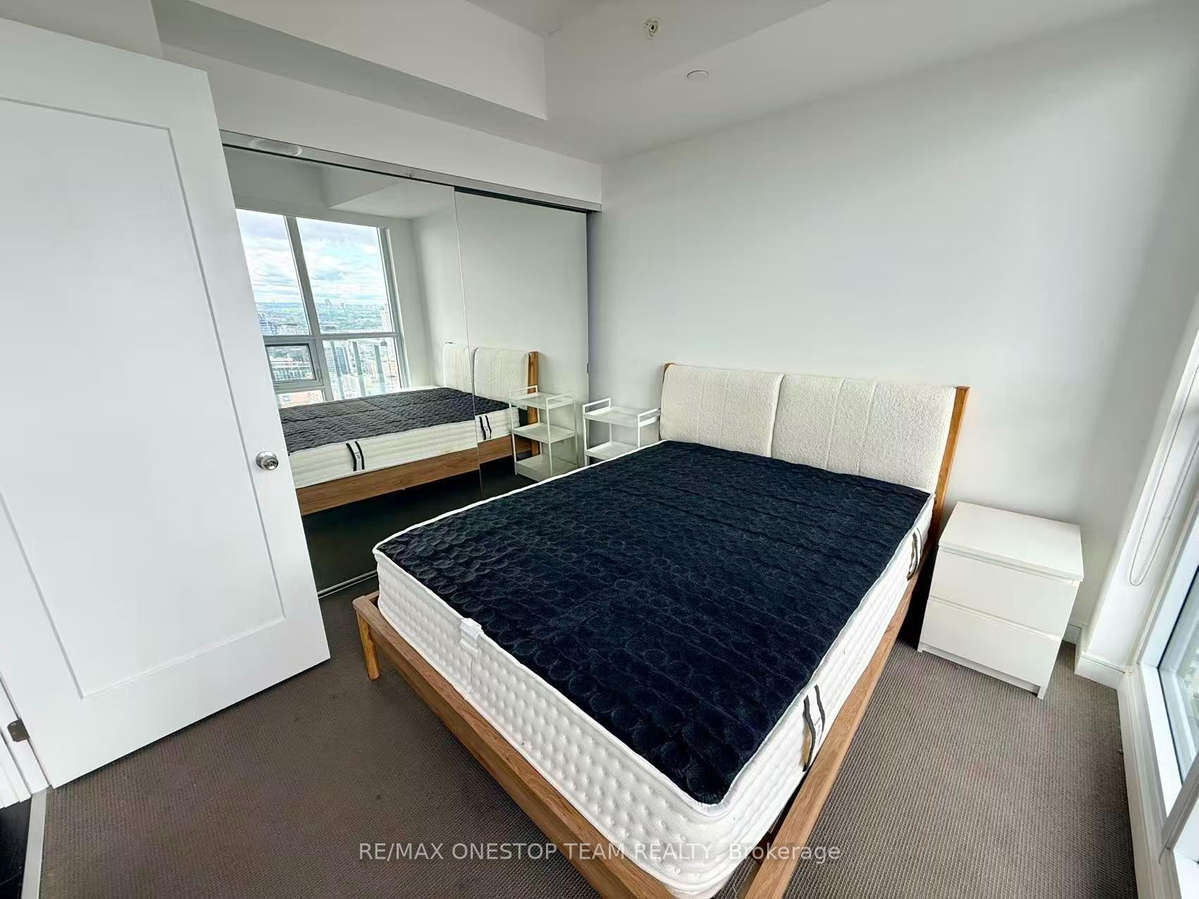 Photo 9 of Unit 4005, 88 Scott Street, Toronto, Church-Yonge Corridor — HOMEH