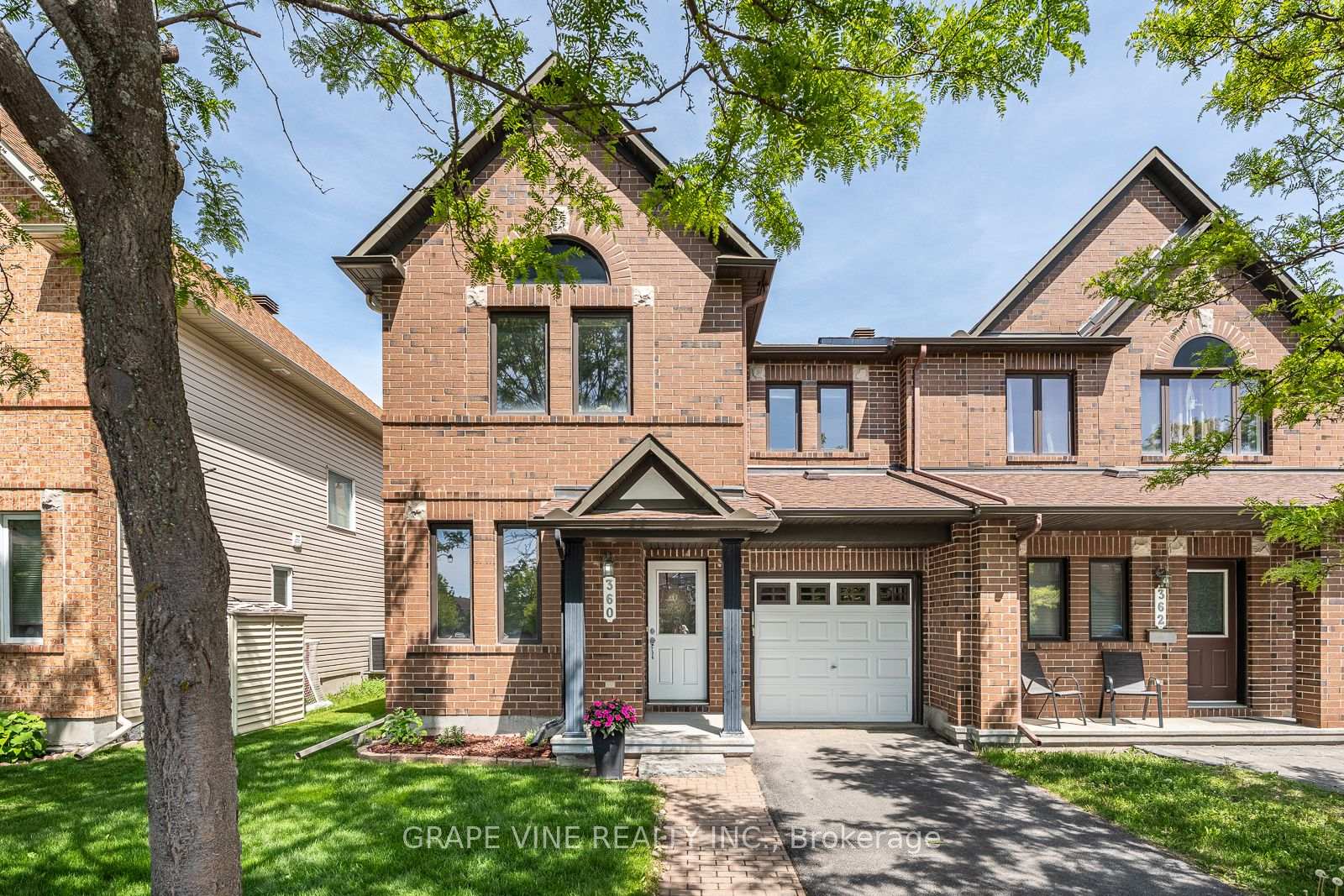 Photo 1 of 360 Balinroan Crescent, Ottawa, Barrhaven - Strandherd — HOMEH