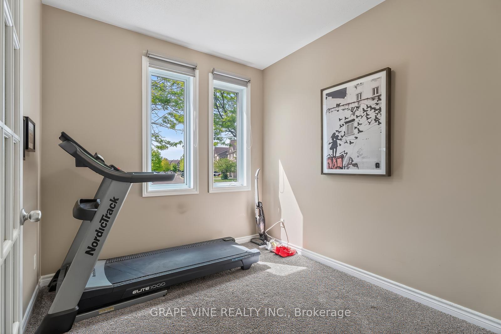 Photo 5 of 360 Balinroan Crescent, Ottawa, Barrhaven - Strandherd — HOMEH