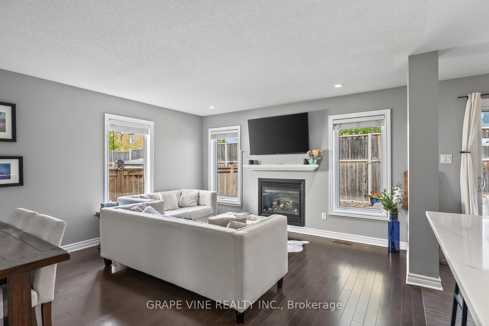 Photo 10 of 360 Balinroan Crescent, Ottawa, Barrhaven - Strandherd — HOMEH