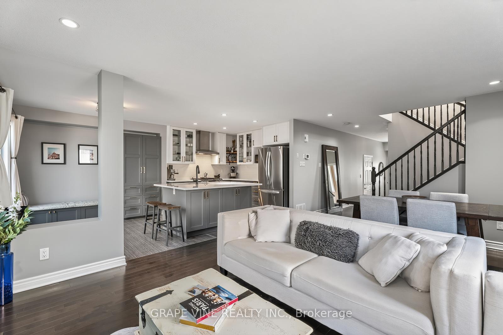 Photo 12 of 360 Balinroan Crescent, Ottawa, Barrhaven - Strandherd — HOMEH