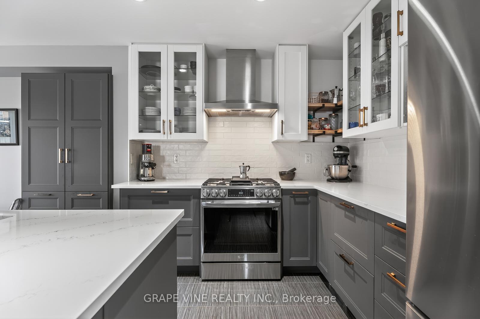 Photo 17 of 360 Balinroan Crescent, Ottawa, Barrhaven - Strandherd — HOMEH