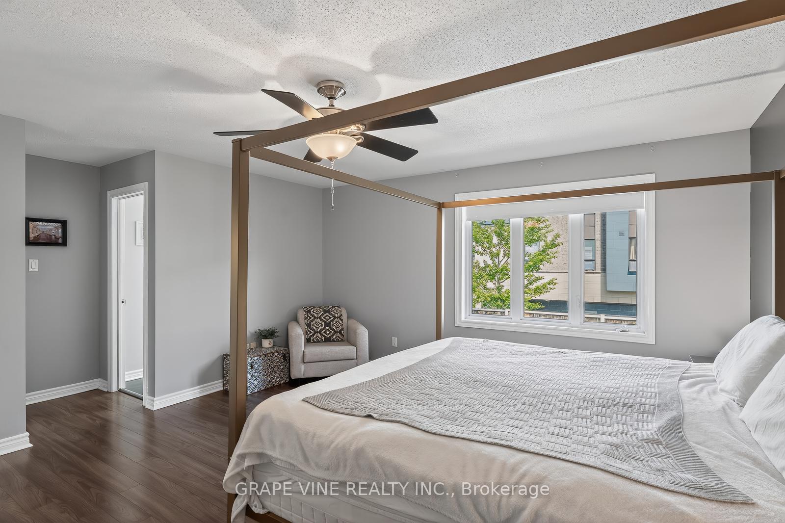 Photo 24 of 360 Balinroan Crescent, Ottawa, Barrhaven - Strandherd — HOMEH