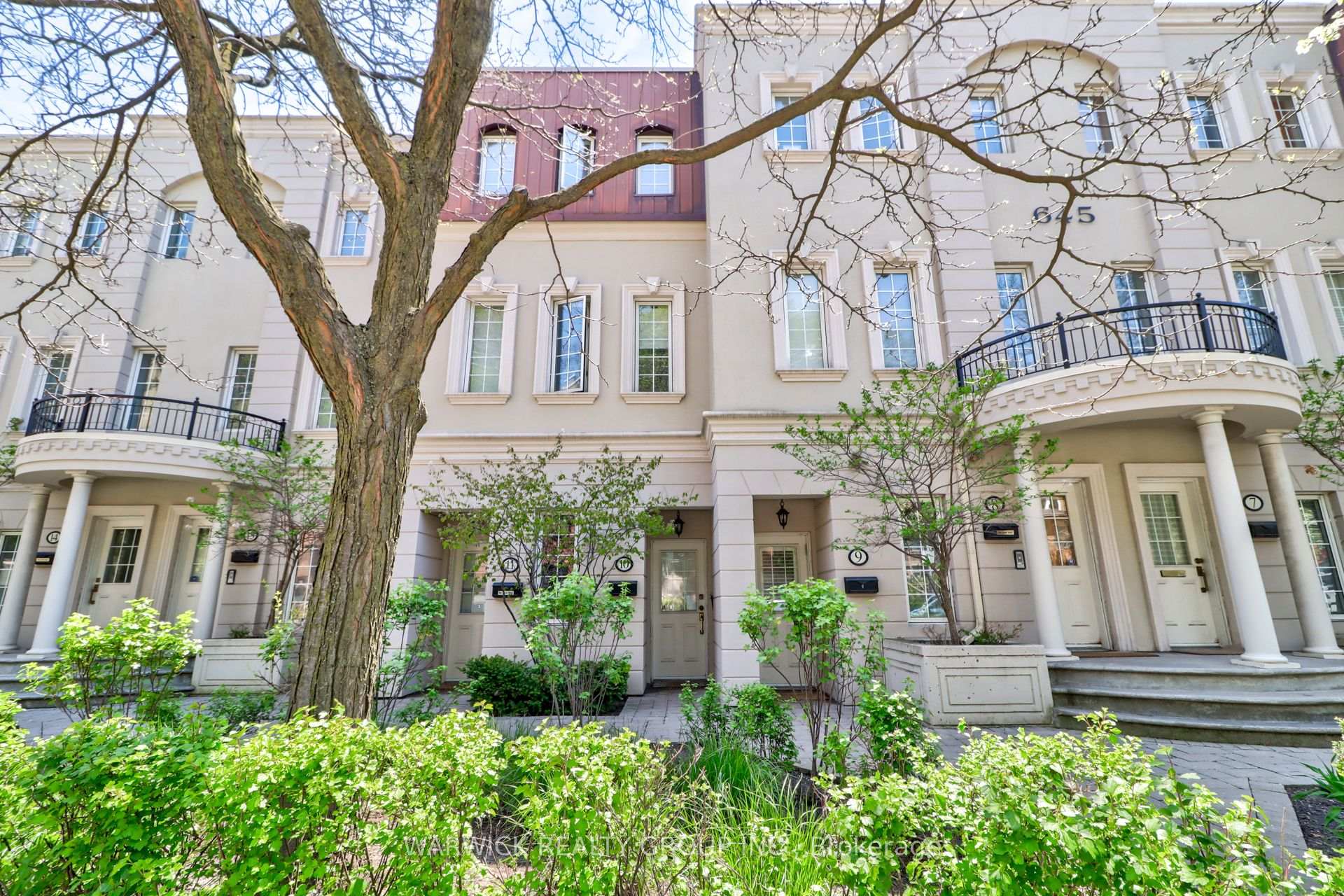Photo 1 of Unit 10, 645 Davenport Road, Toronto, Casa Loma — HOMEH