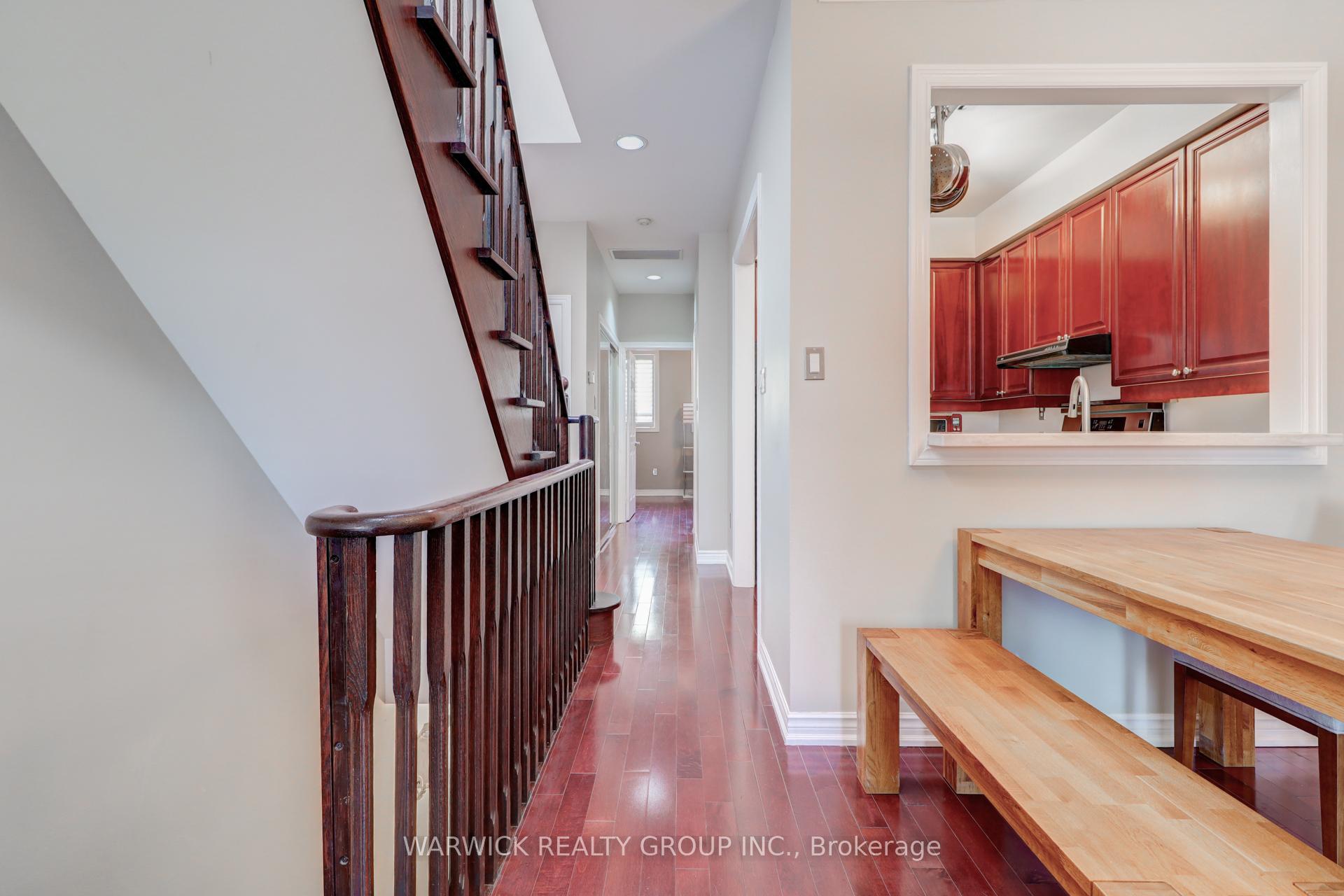 Photo 11 of Unit 10, 645 Davenport Road, Toronto, Casa Loma — HOMEH
