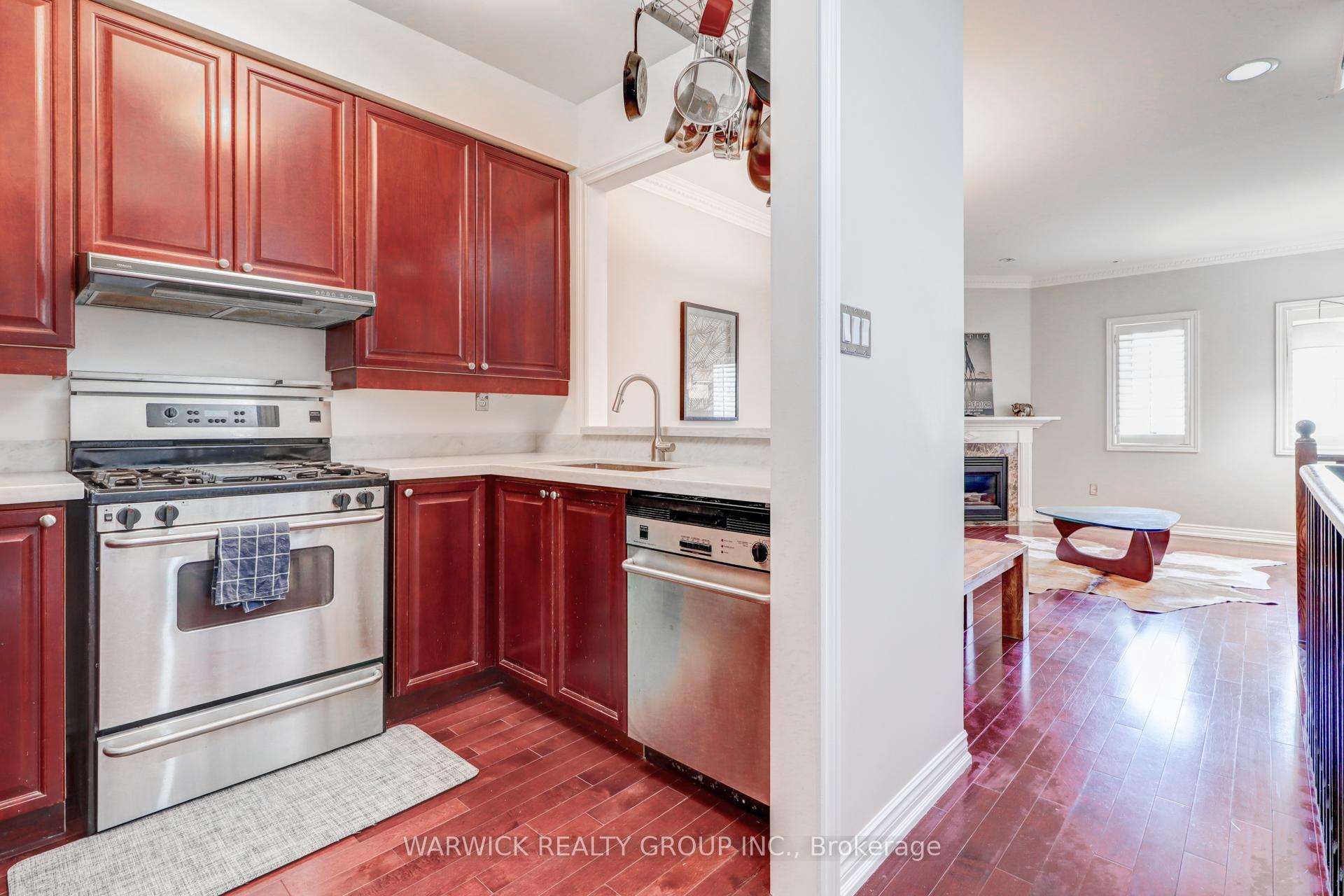 Photo 14 of Unit 10, 645 Davenport Road, Toronto, Casa Loma — HOMEH