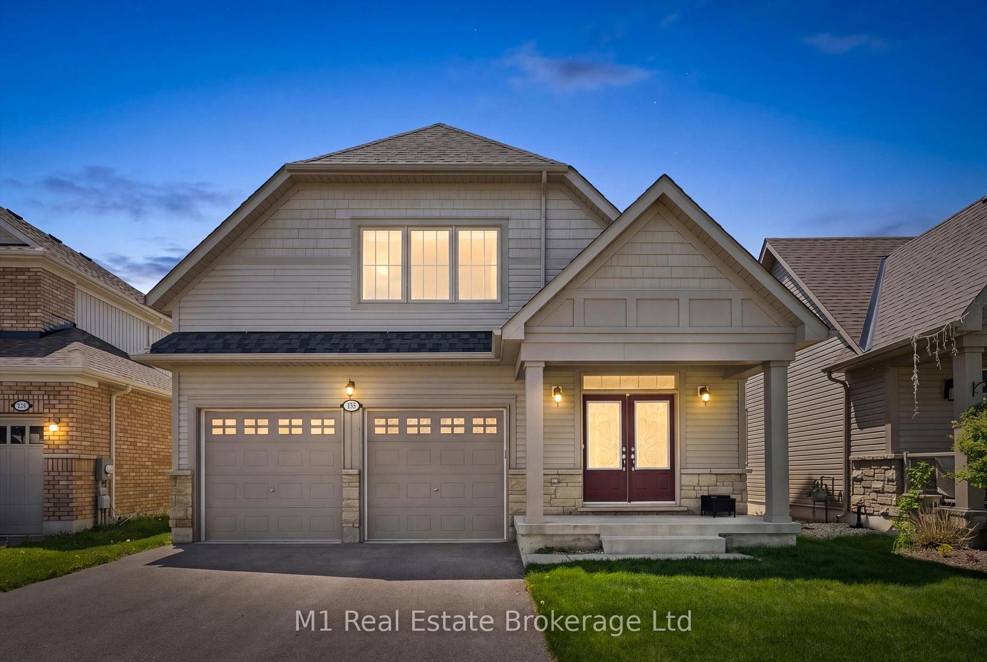 Photo 2 of 135 Farley Road, Centre Wellington, Fergus — HOMEH