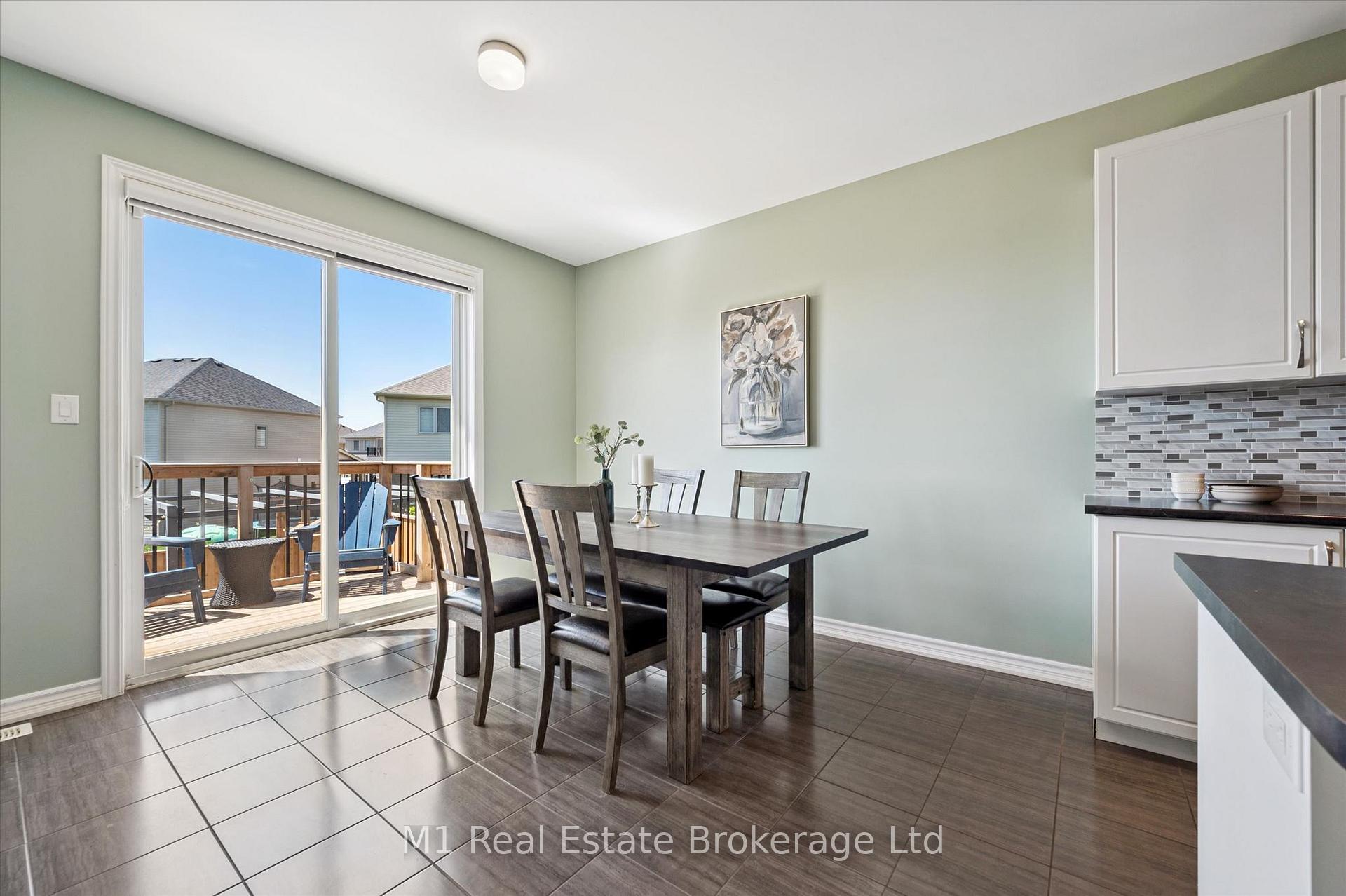 Photo 6 of 135 Farley Road, Centre Wellington, Fergus — HOMEH