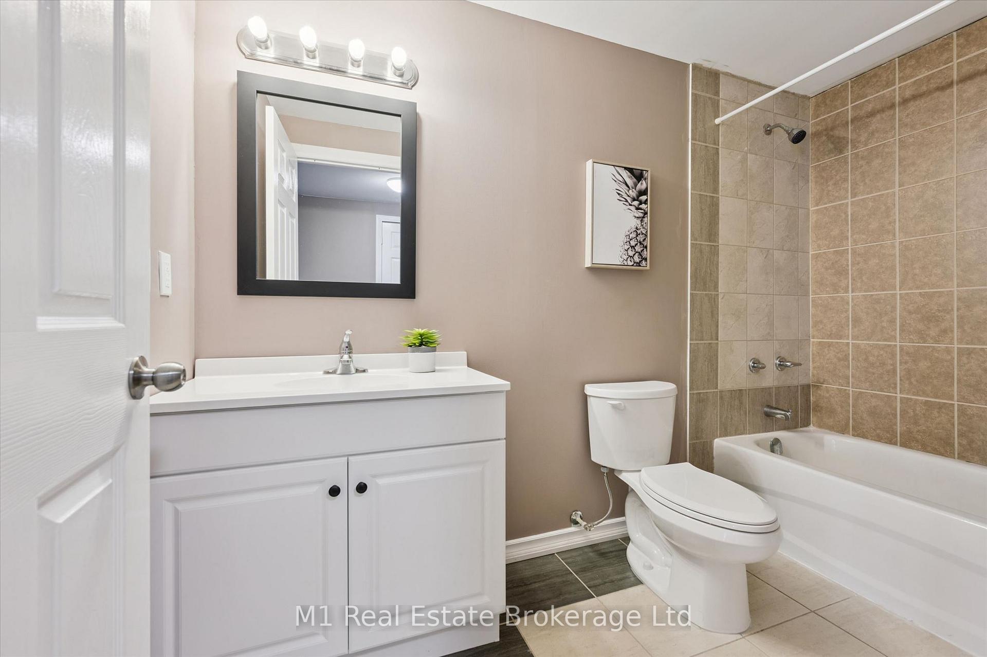 Photo 21 of 135 Farley Road, Centre Wellington, Fergus — HOMEH