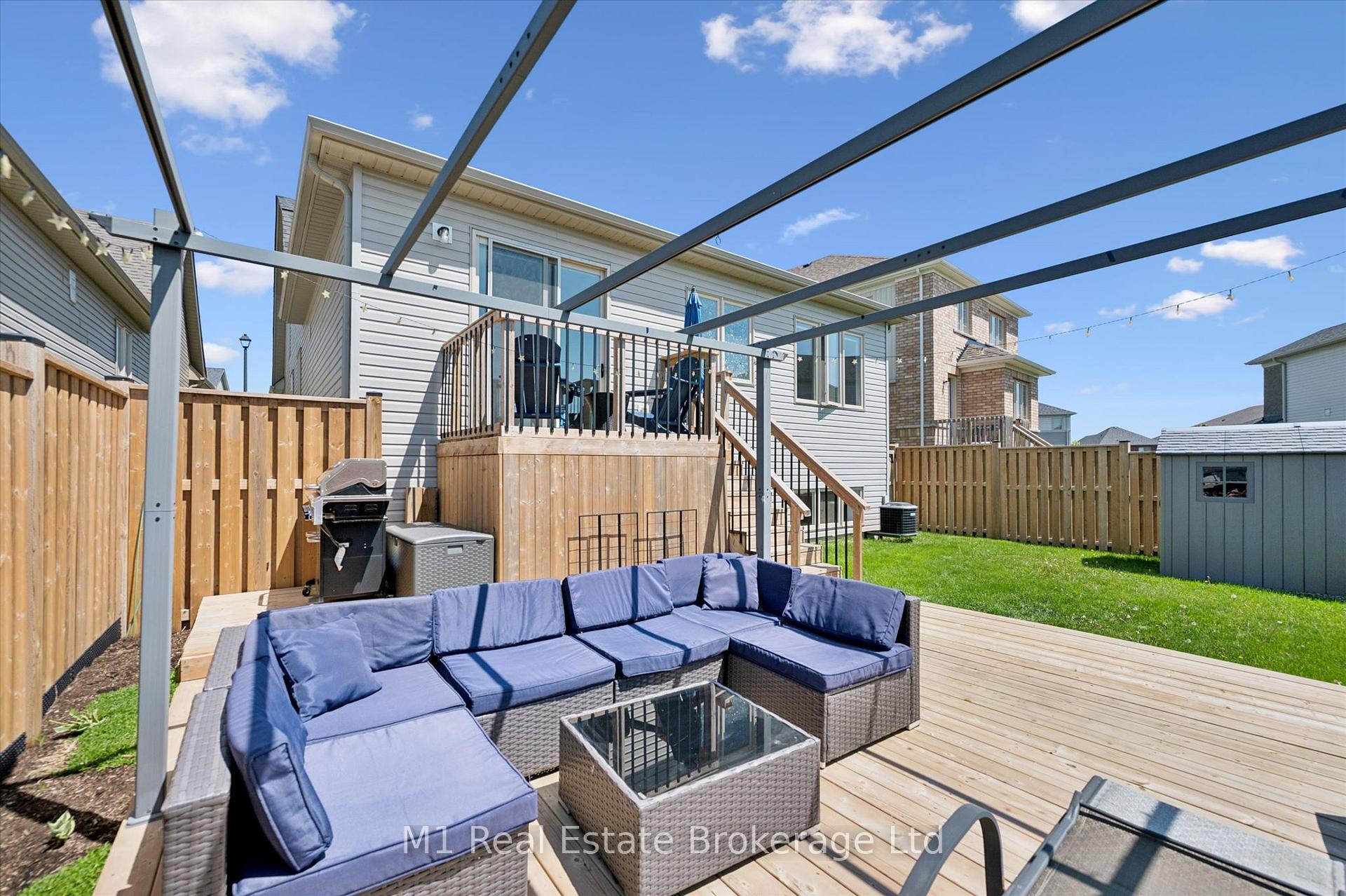 Photo 23 of 135 Farley Road, Centre Wellington, Fergus — HOMEH