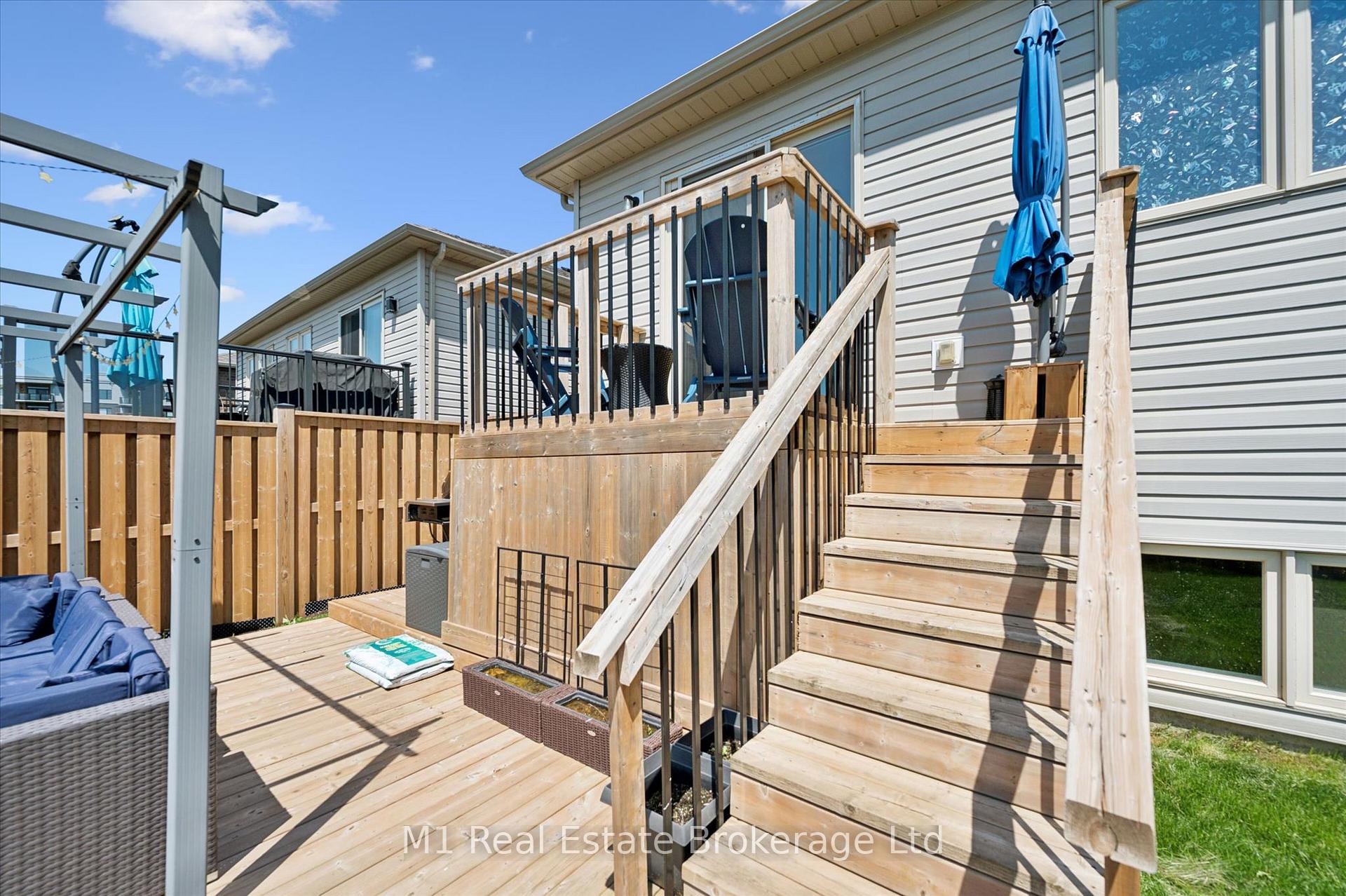 Photo 24 of 135 Farley Road, Centre Wellington, Fergus — HOMEH