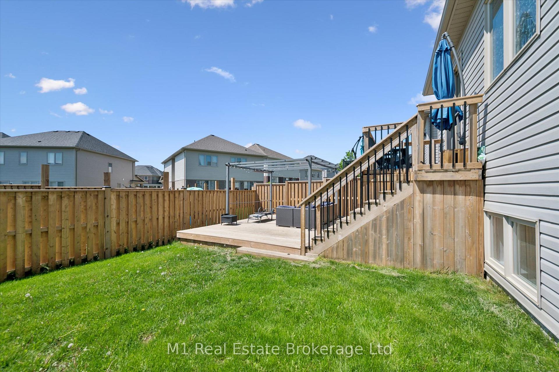 Photo 25 of 135 Farley Road, Centre Wellington, Fergus — HOMEH