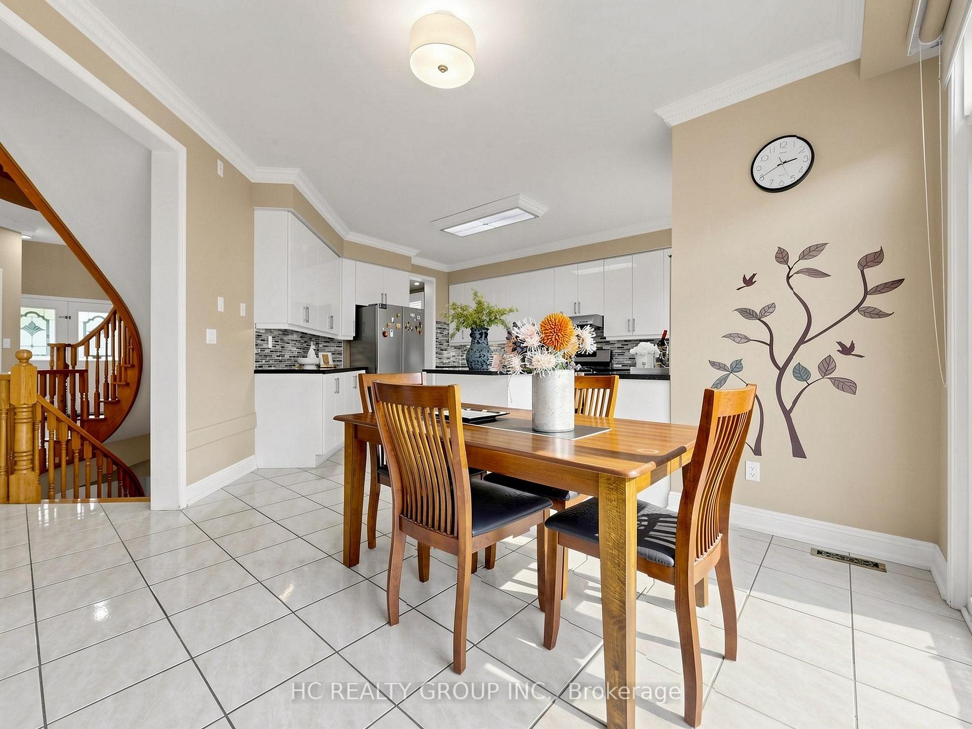 Photo 64 of 18 Saxony Drive, Markham, Berczy — HOMEH