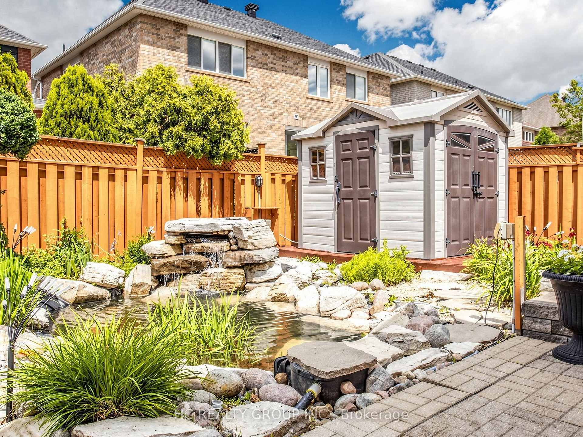 Photo 95 of 18 Saxony Drive, Markham, Berczy — HOMEH