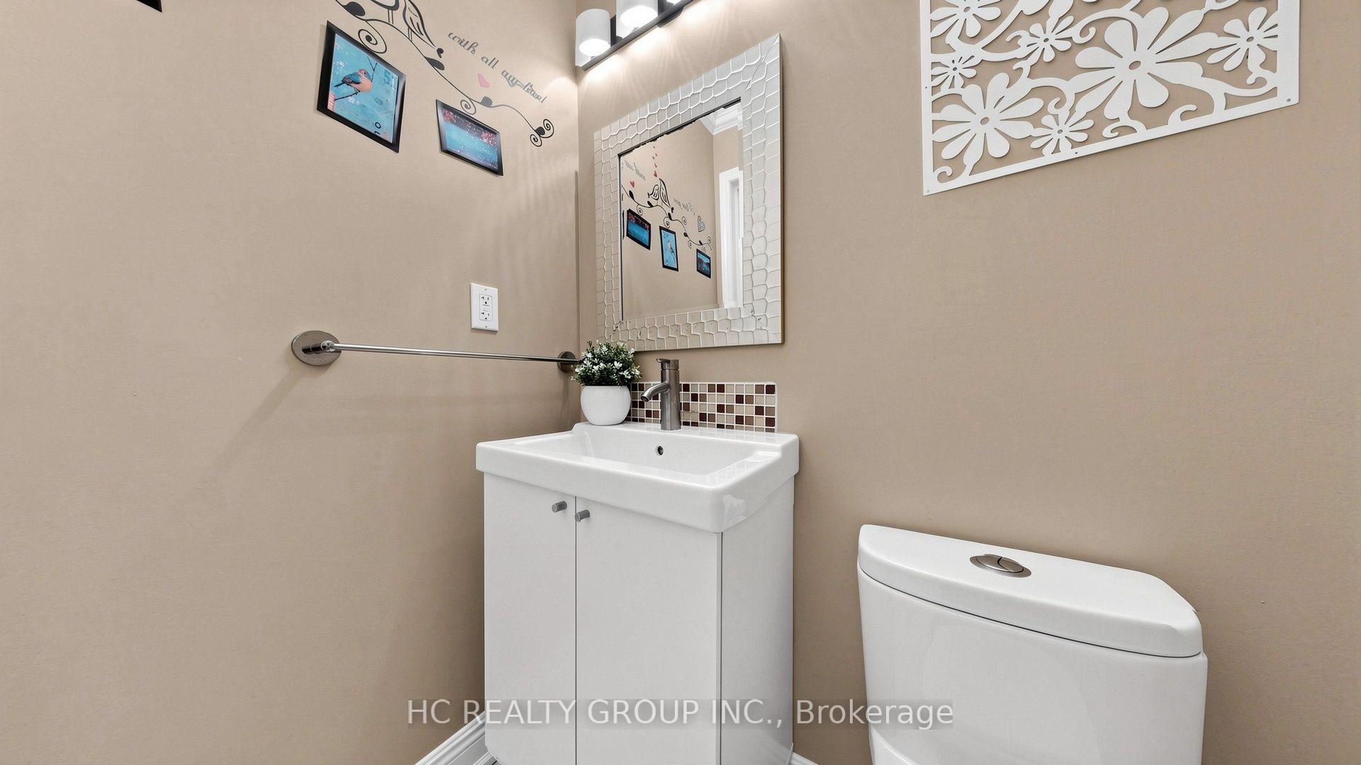 Photo 19 of 18 Saxony Drive, Markham, Berczy — HOMEH