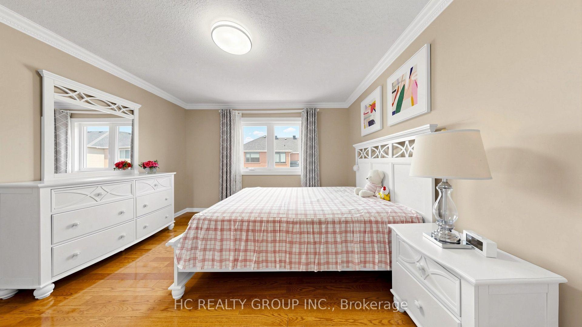 Photo 27 of 18 Saxony Drive, Markham, Berczy — HOMEH