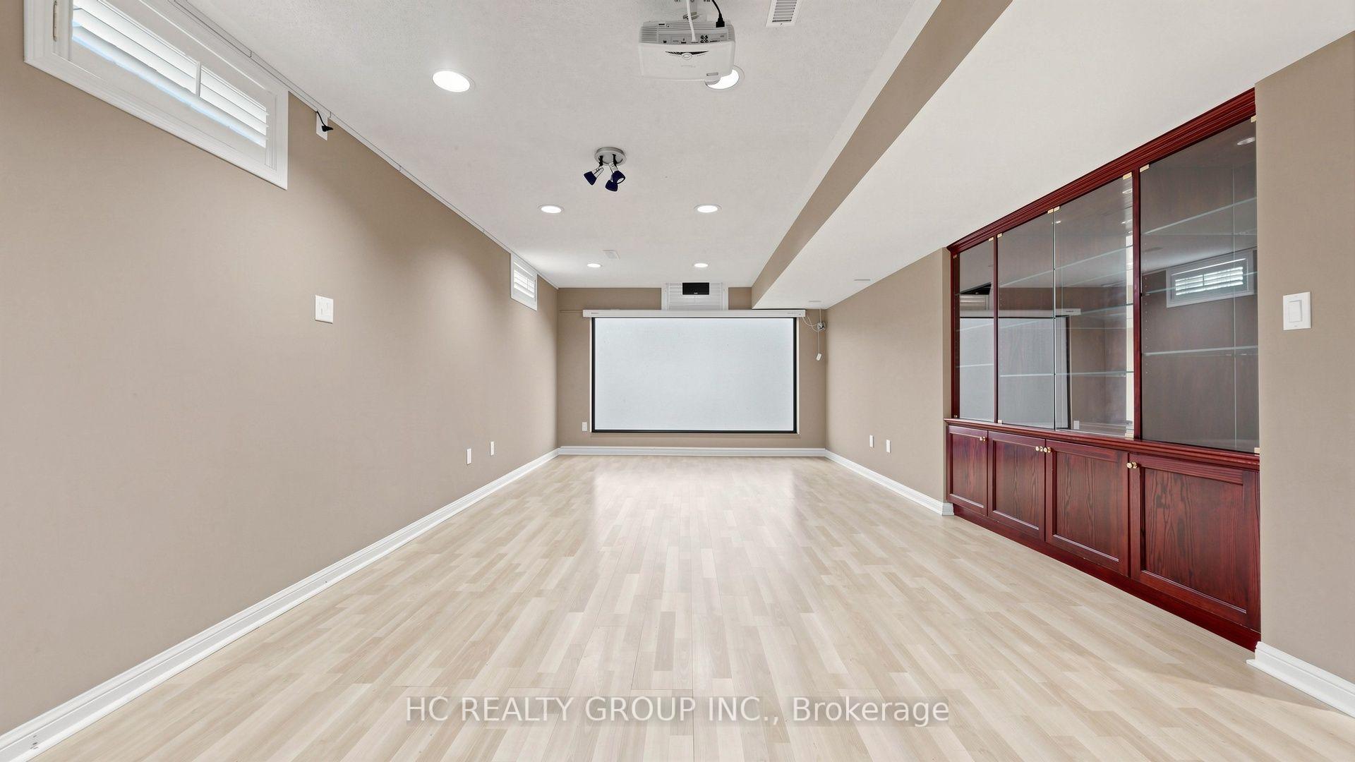 Photo 34 of 18 Saxony Drive, Markham, Berczy — HOMEH