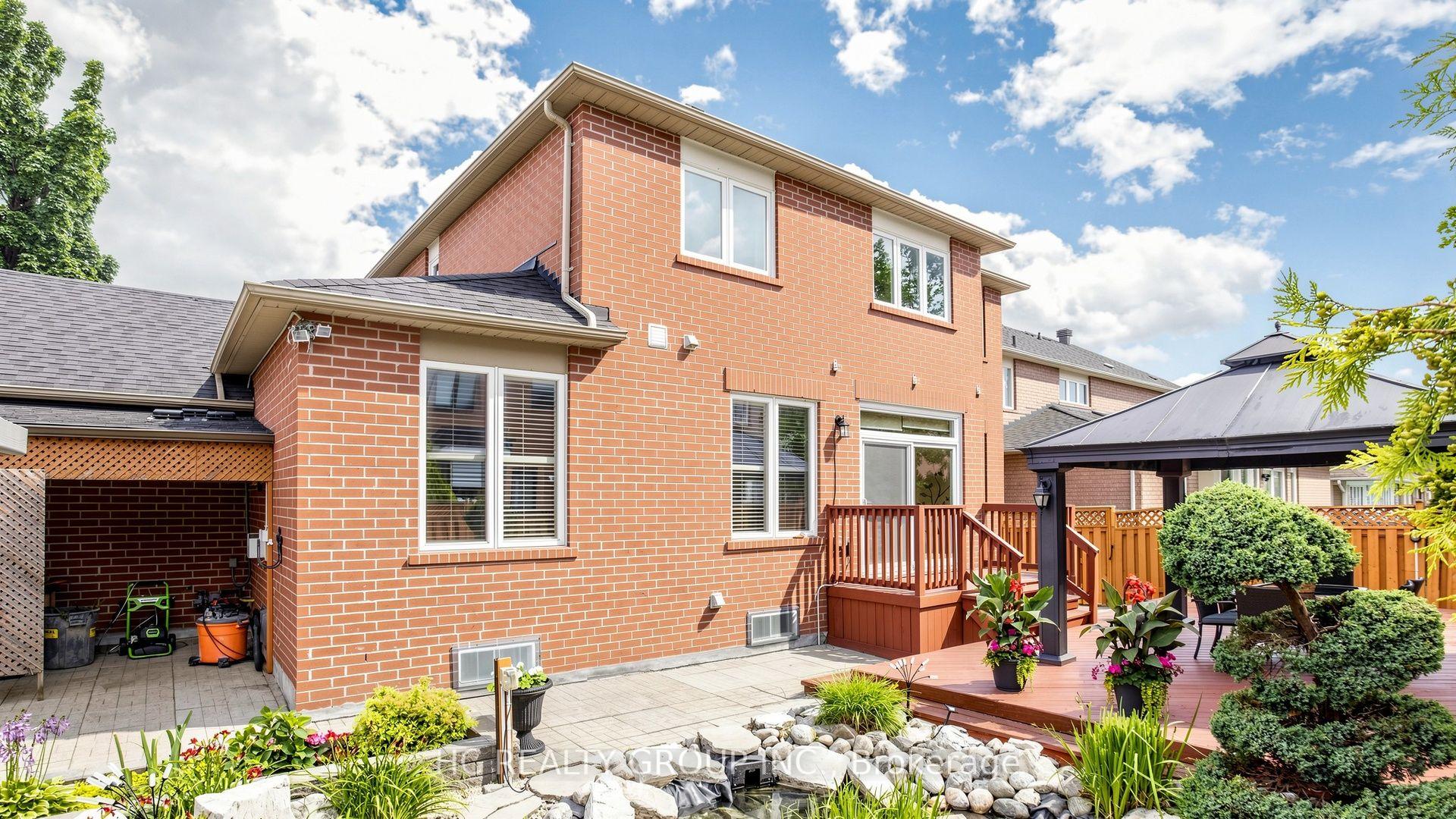 Photo 40 of 18 Saxony Drive, Markham, Berczy — HOMEH