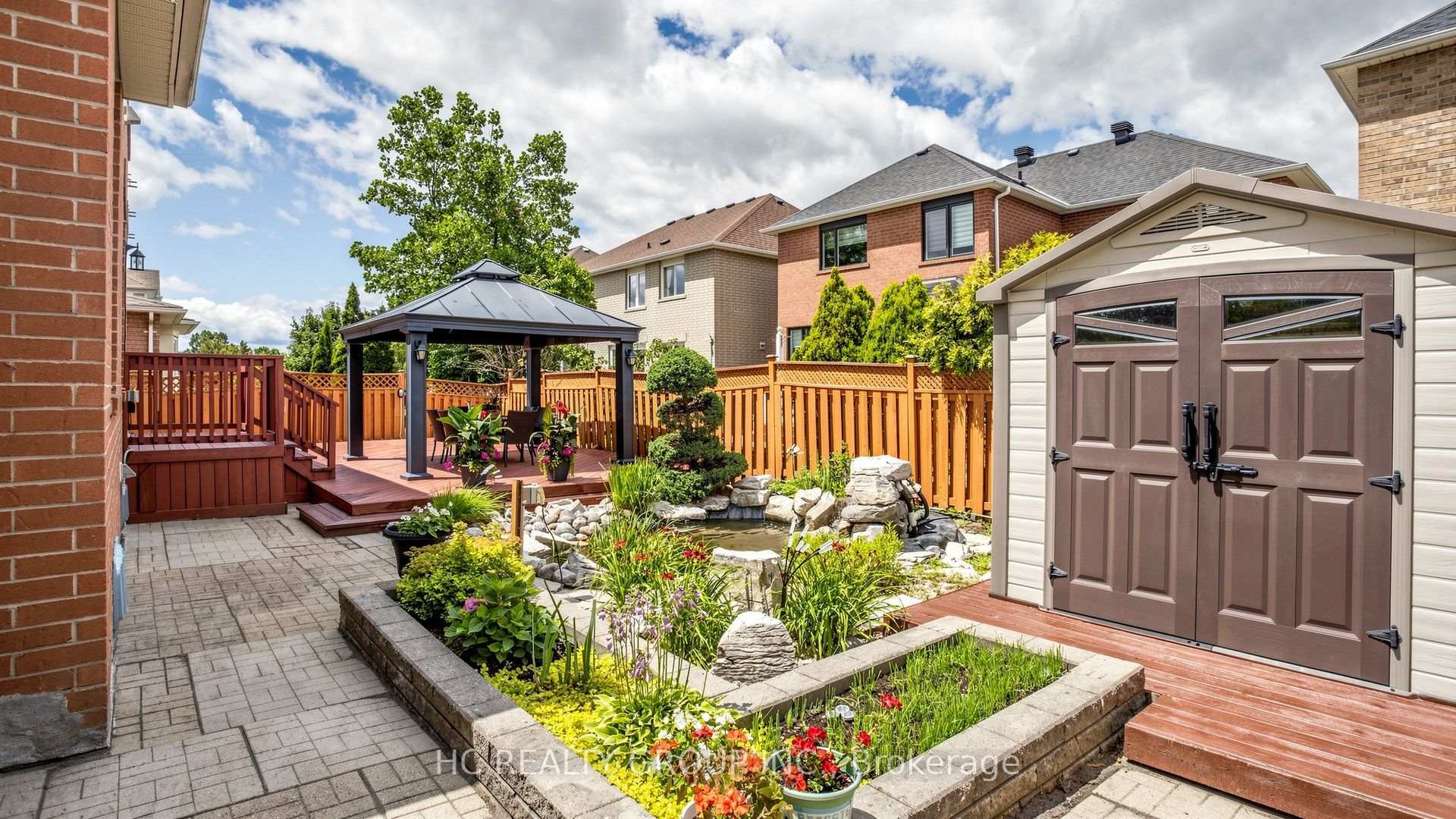 Photo 41 of 18 Saxony Drive, Markham, Berczy — HOMEH