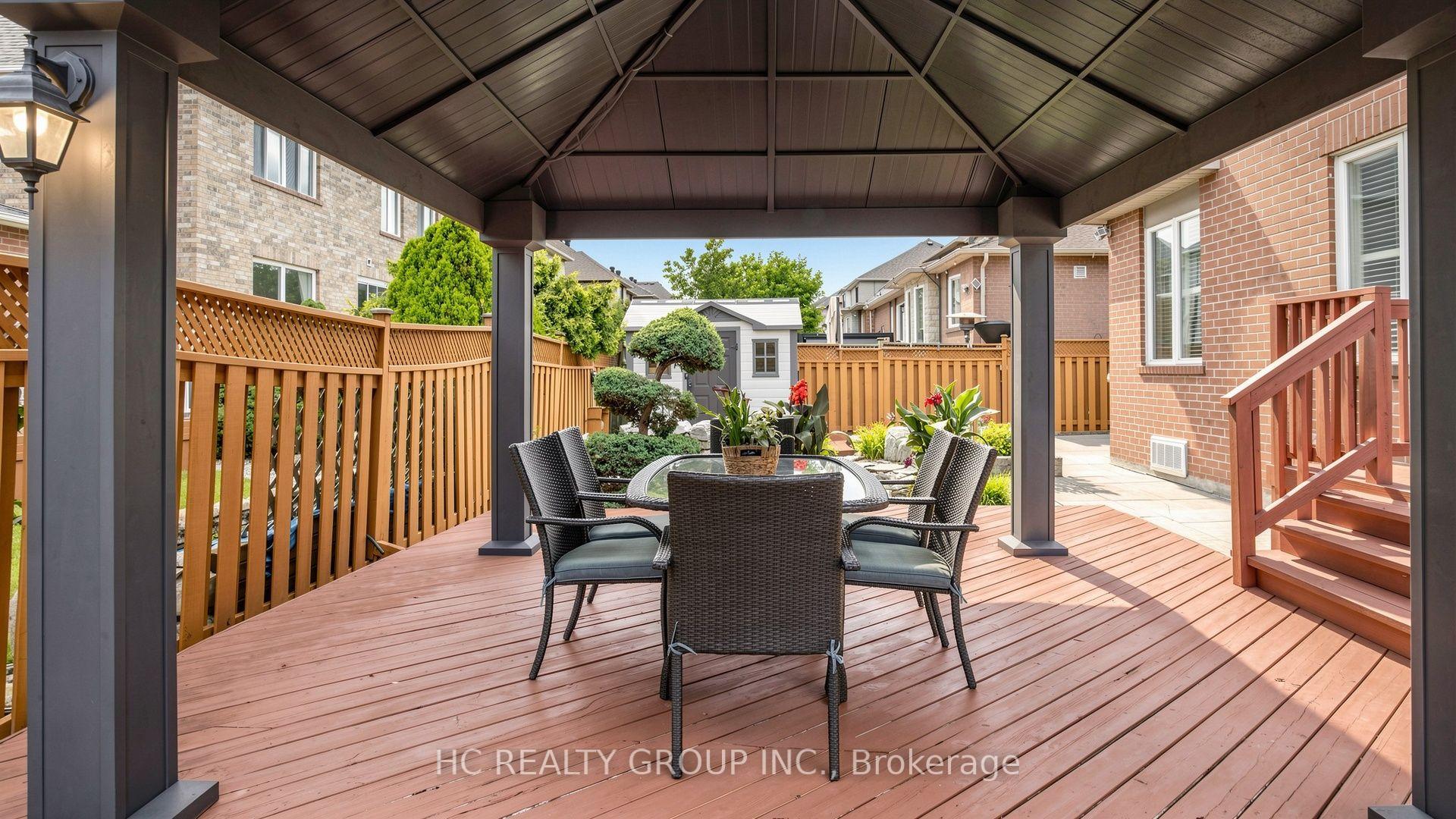 Photo 44 of 18 Saxony Drive, Markham, Berczy — HOMEH