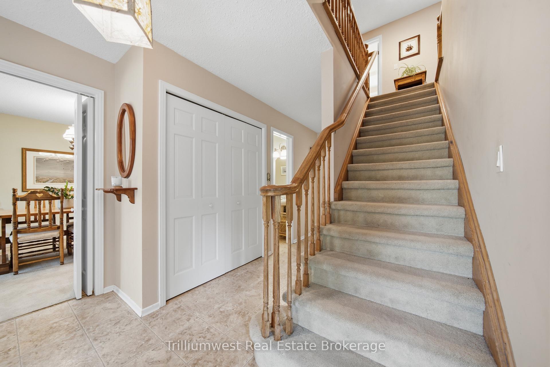Photo 19 of 32 Waverley Drive, Guelph, Riverside Park — HOMEH