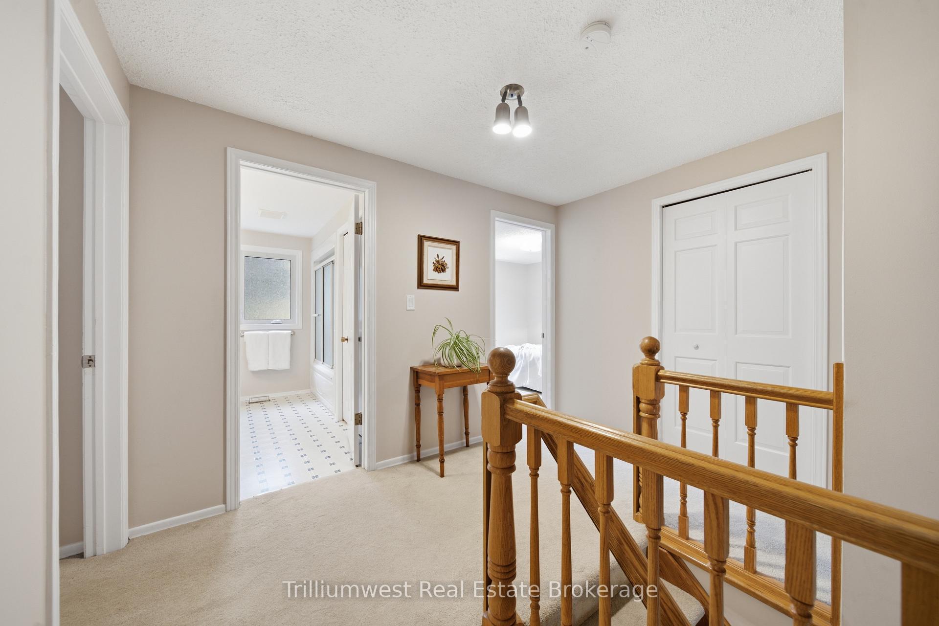 Photo 20 of 32 Waverley Drive, Guelph, Riverside Park — HOMEH
