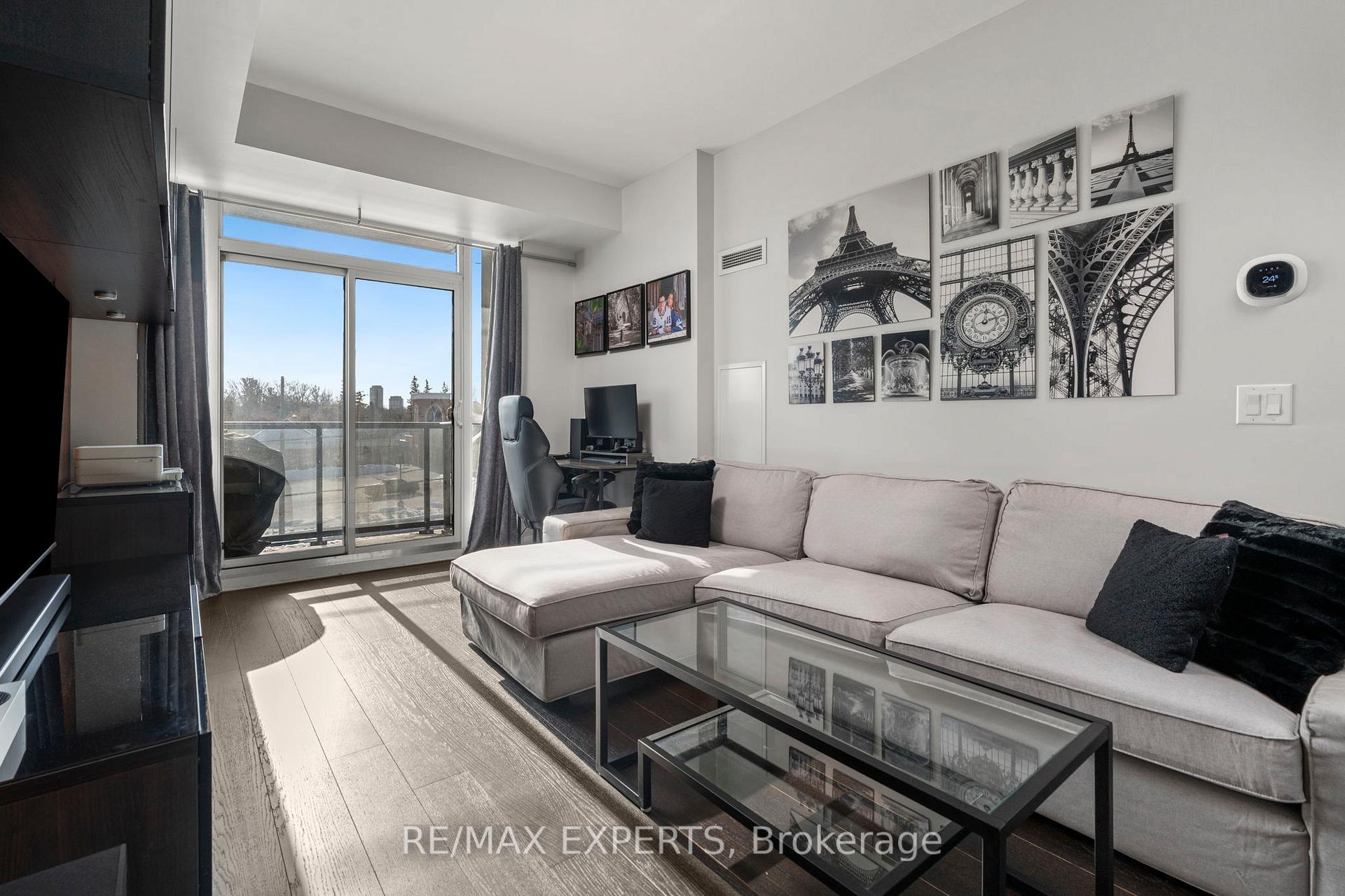 Photo 3 of Unit 420, 4700 Highway 7, Vaughan, East Woodbridge — HOMEH