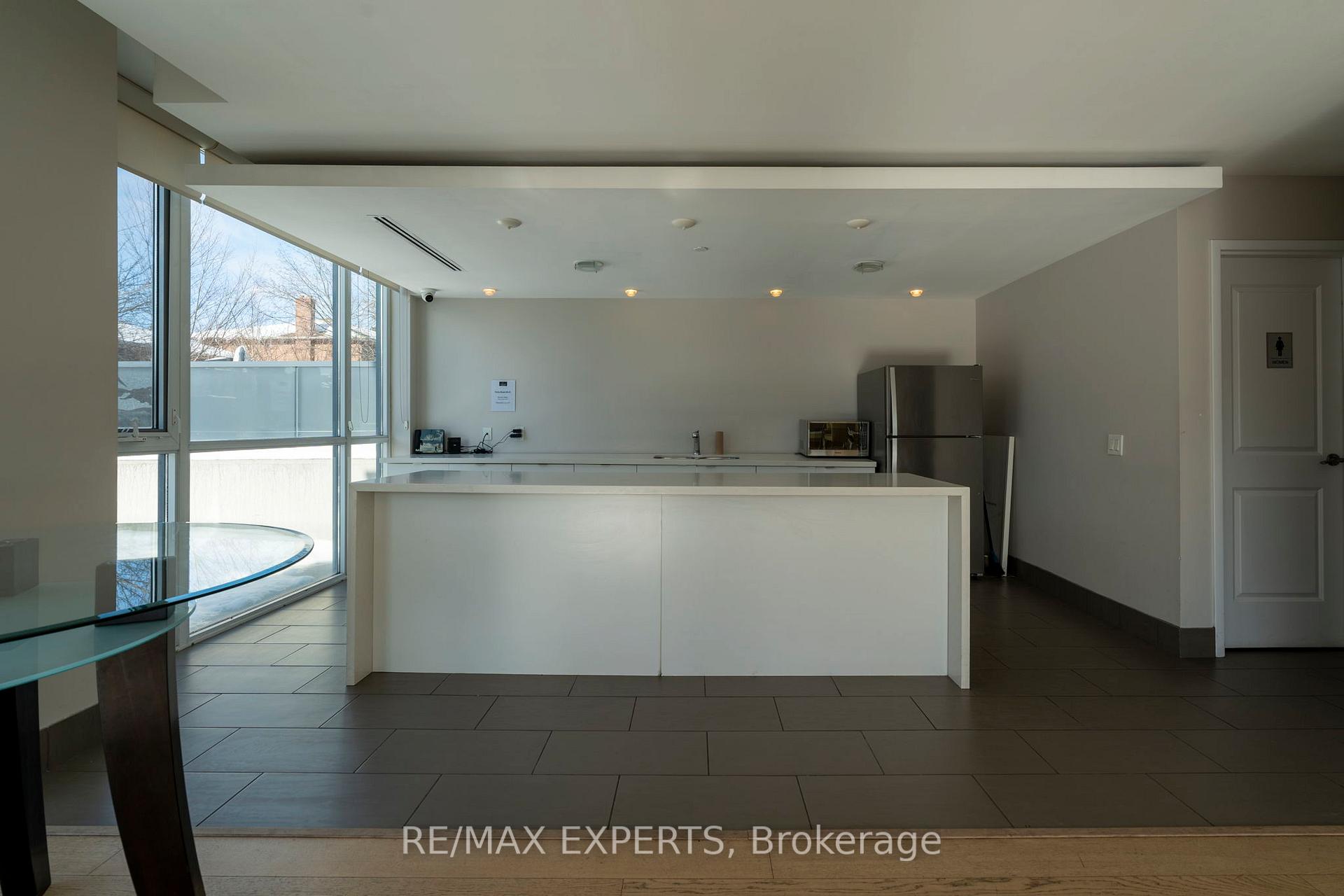 Photo 21 of Unit 420, 4700 Highway 7, Vaughan, East Woodbridge — HOMEH