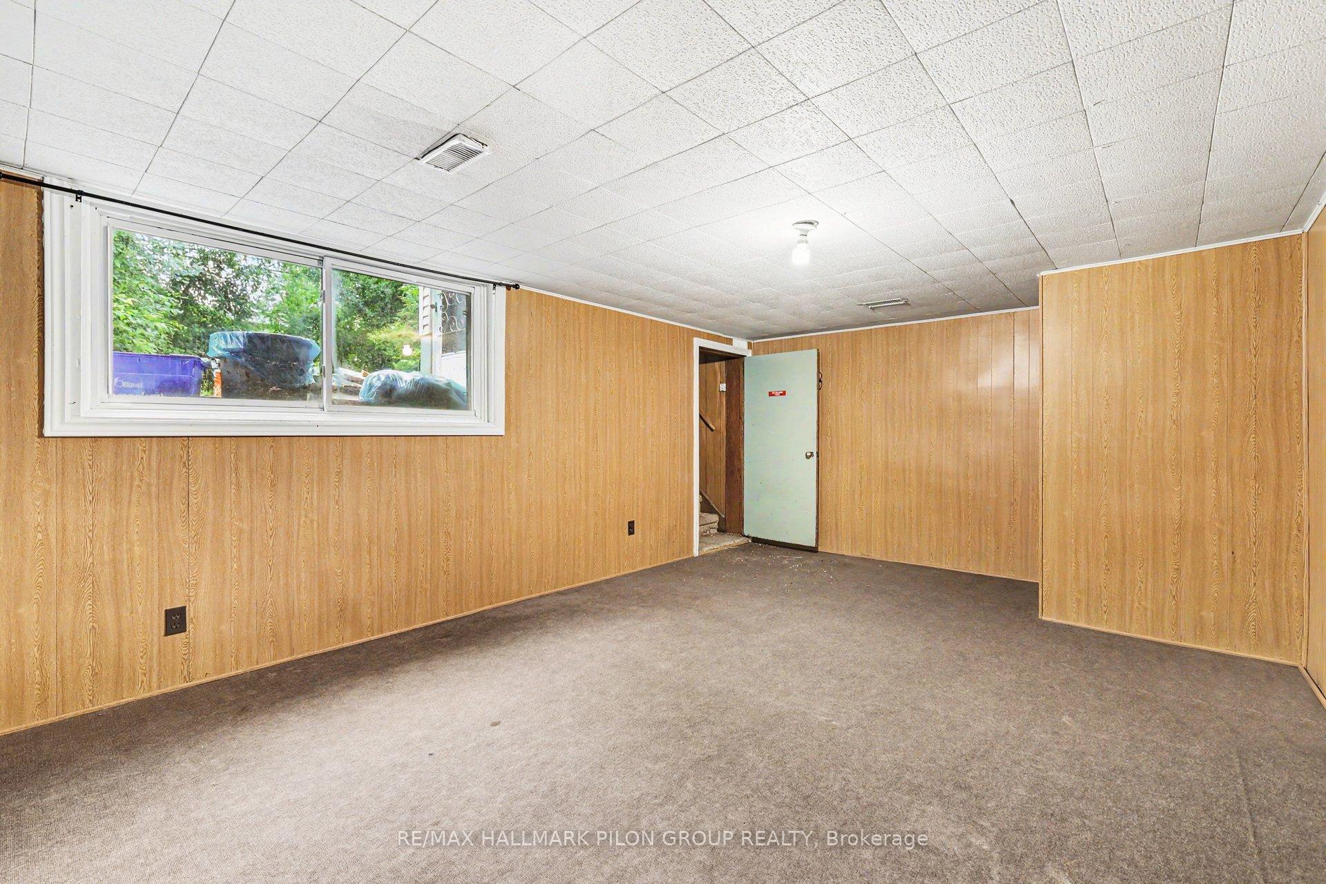 Photo 14 of 528 Guy Street, Ottawa, Castle Heights — HOMEH
