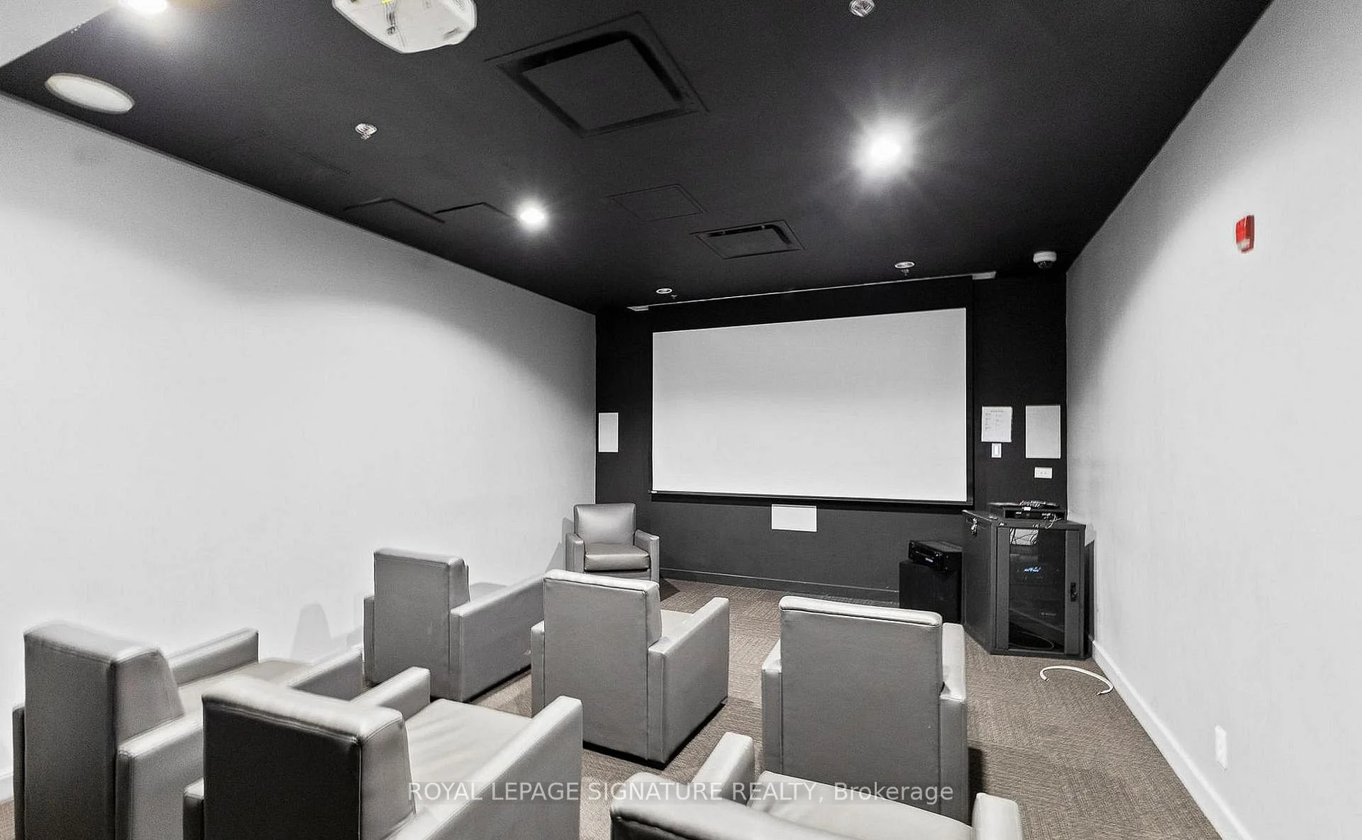 Photo 5 of Unit 340, 340 McLeod Street, Ottawa, Ottawa Centre — HOMEH