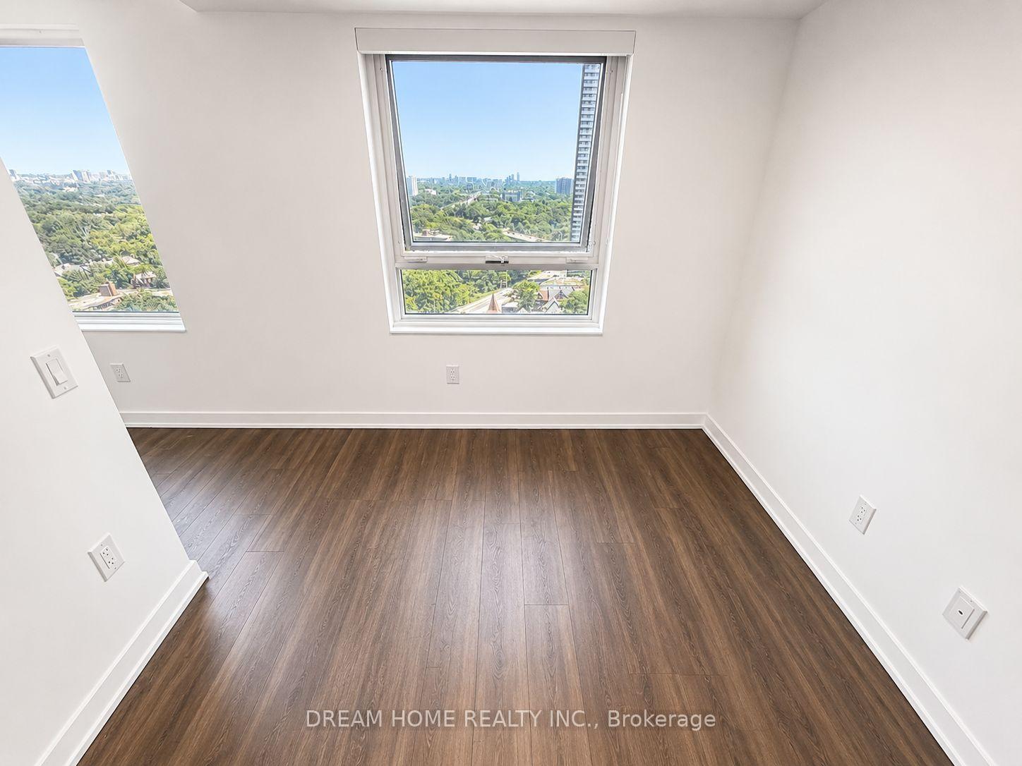 Photo 6 of Unit 2009, 609 Sherbourne Street, Toronto, North St. James Town — HOMEH