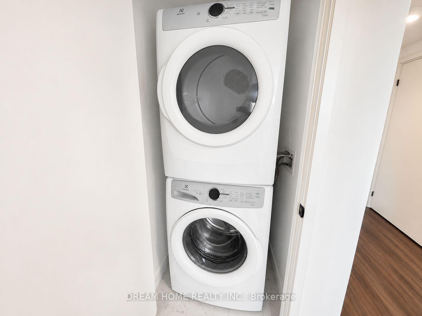 Photo 12 of Unit 2009, 609 Sherbourne Street, Toronto, North St. James Town — HOMEH