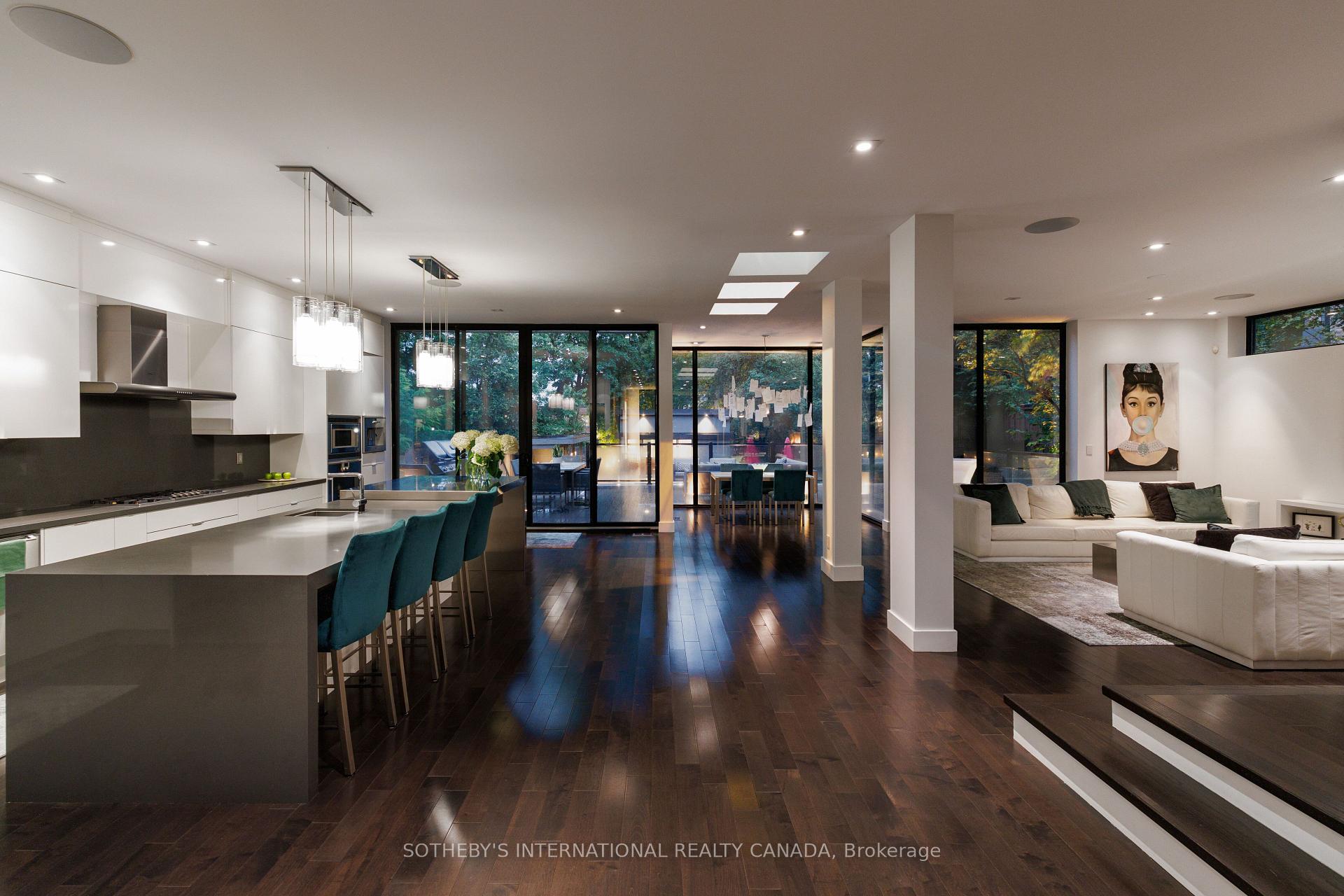 Photo 13 of 5 Hartfield Road, Etobicoke, Edenbridge-Humber Valley — HOMEH
